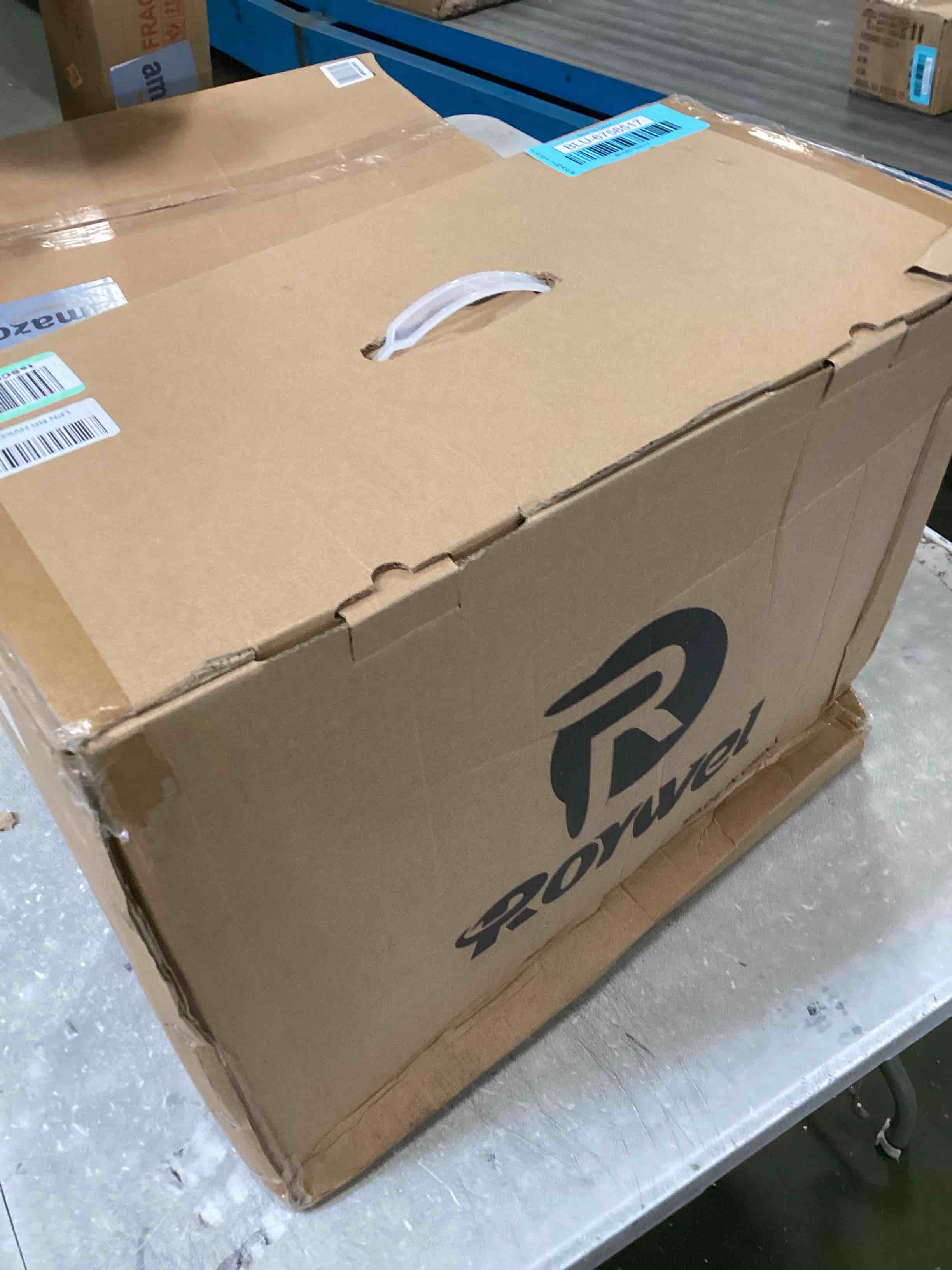 https://s3.amazonaws.com/lotting-images-prod/bidfta/BLU6758517_1720709671052.jpeg