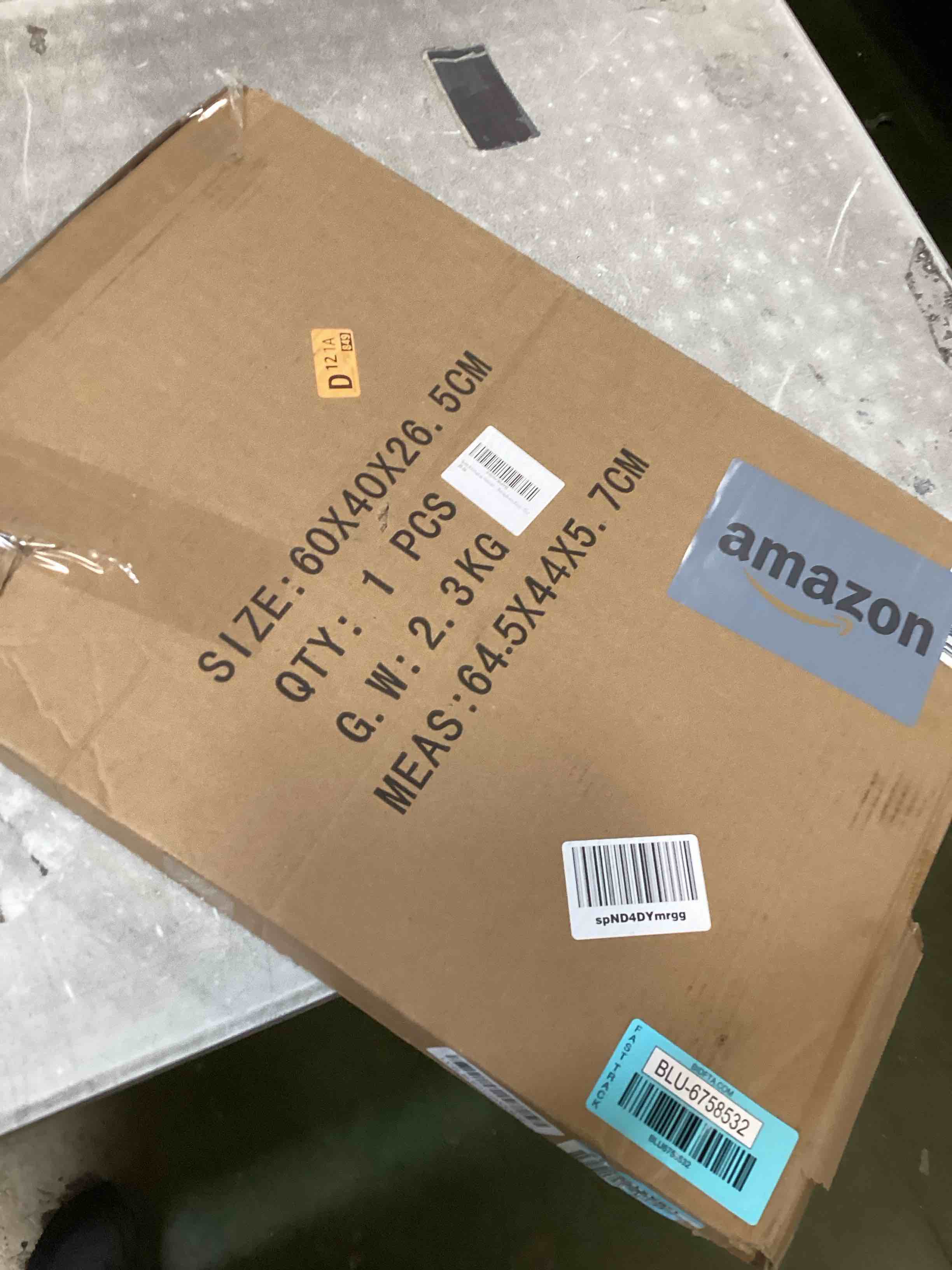 https://s3.amazonaws.com/lotting-images-prod/bidfta/BLU6758532_1720711153959.jpeg