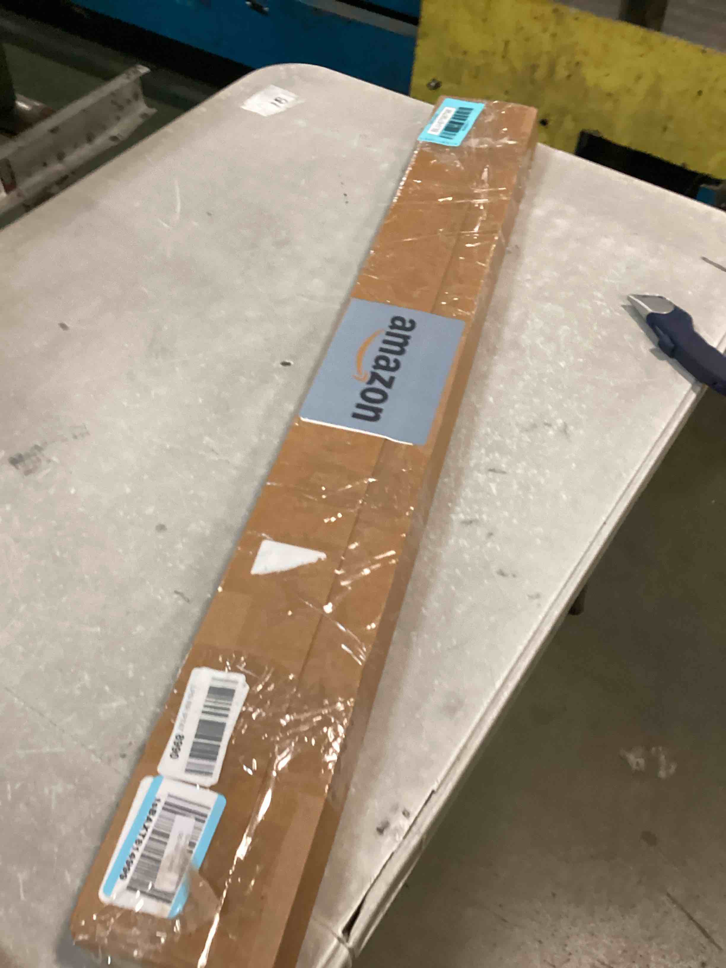https://s3.amazonaws.com/lotting-images-prod/bidfta/BLU6758798_1720786435217.jpeg