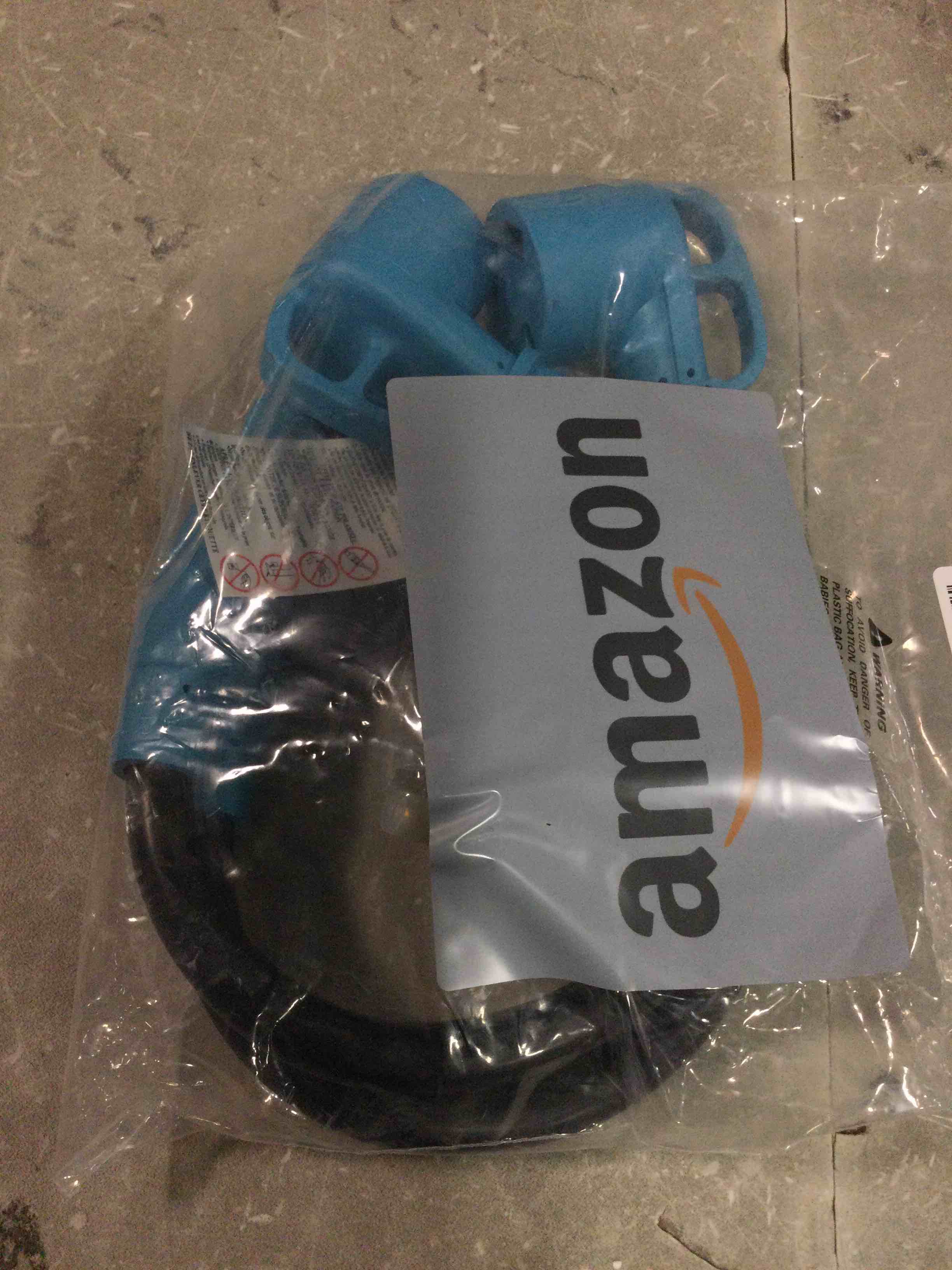 https://s3.amazonaws.com/lotting-images-prod/bidfta/BLU6760038_1720713003801.jpeg