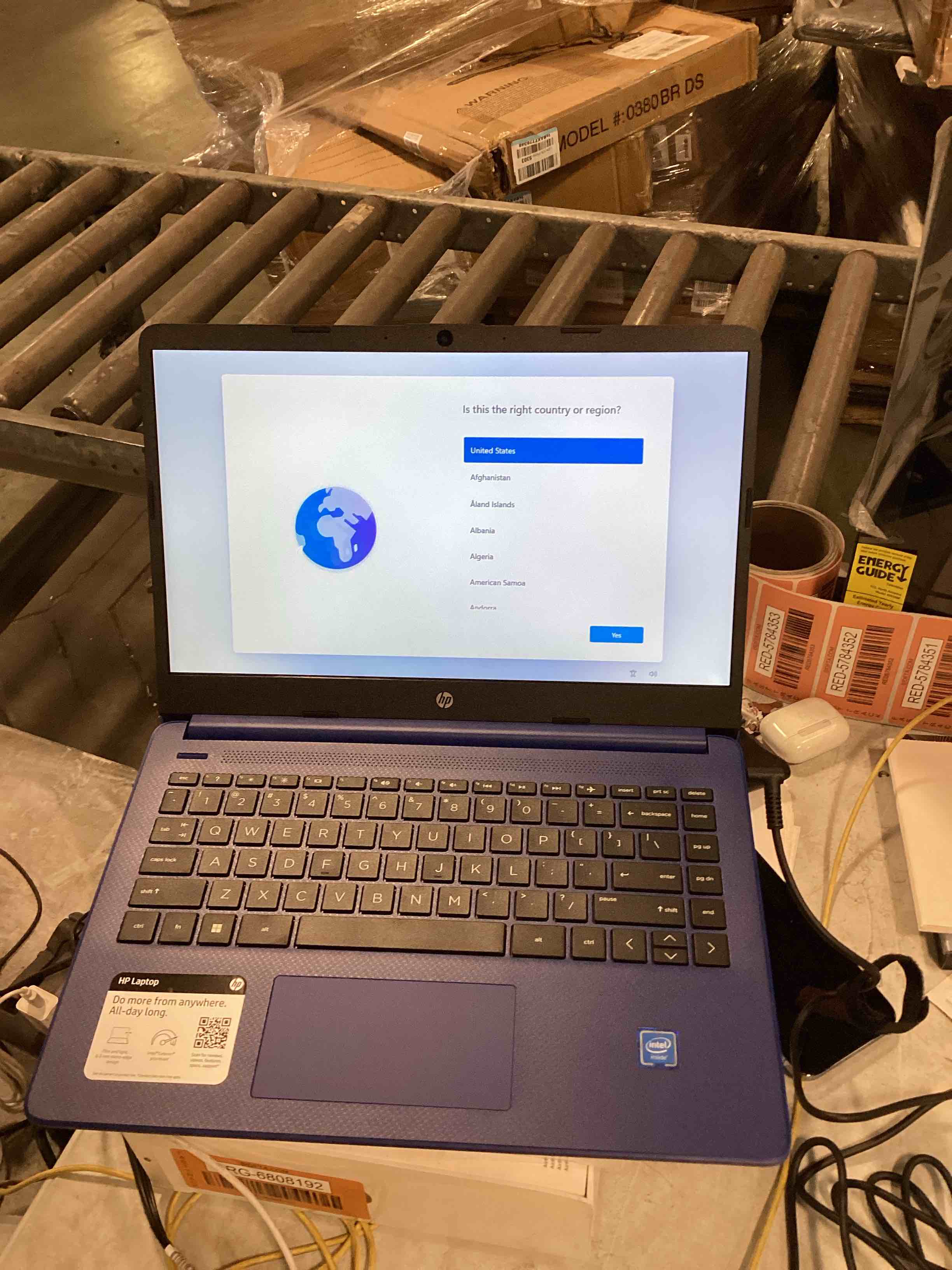 https://s3.amazonaws.com/lotting-images-prod/bidfta/BLU6760437_1721153645008.jpeg