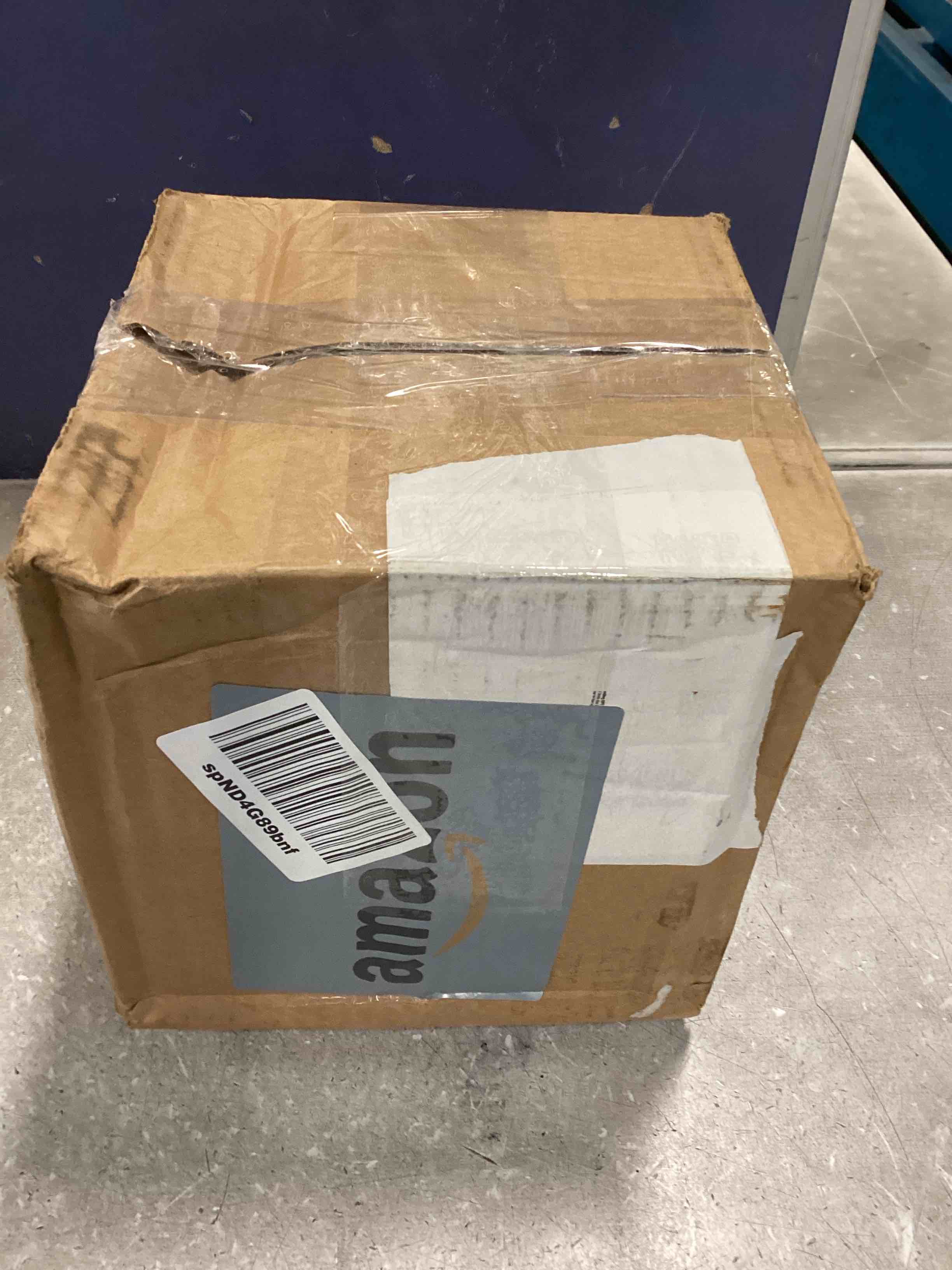 https://s3.amazonaws.com/lotting-images-prod/bidfta/BLU6762716_1720633351317.jpeg