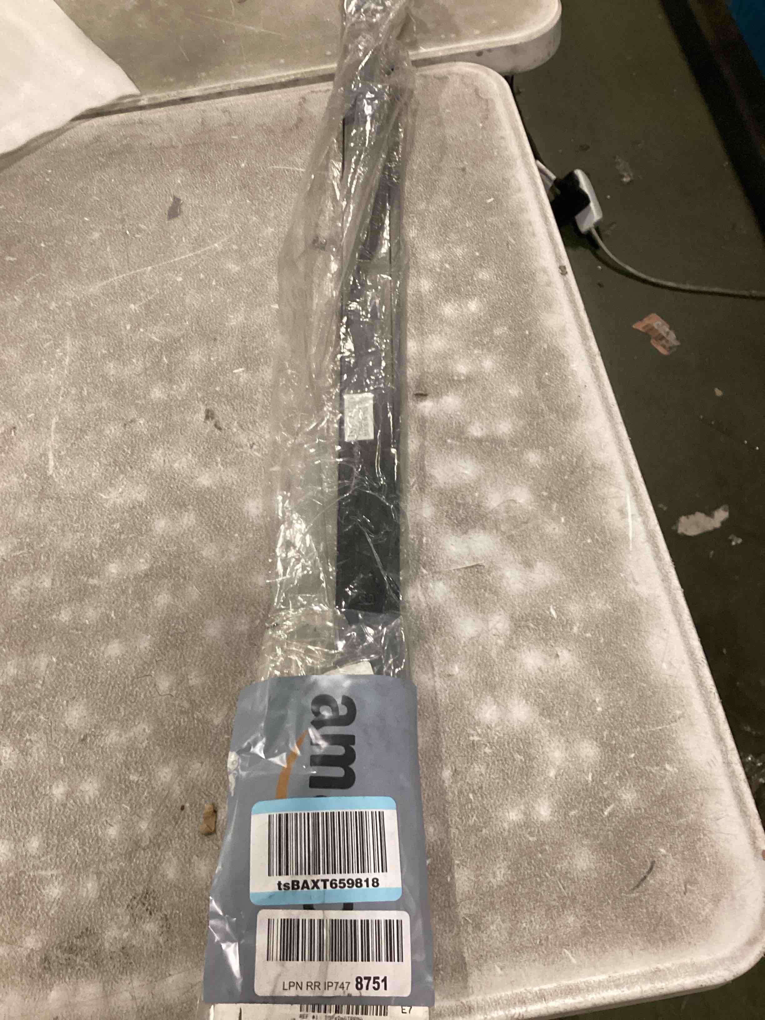 https://s3.amazonaws.com/lotting-images-prod/bidfta/BLU6763310_1720756625241.jpeg