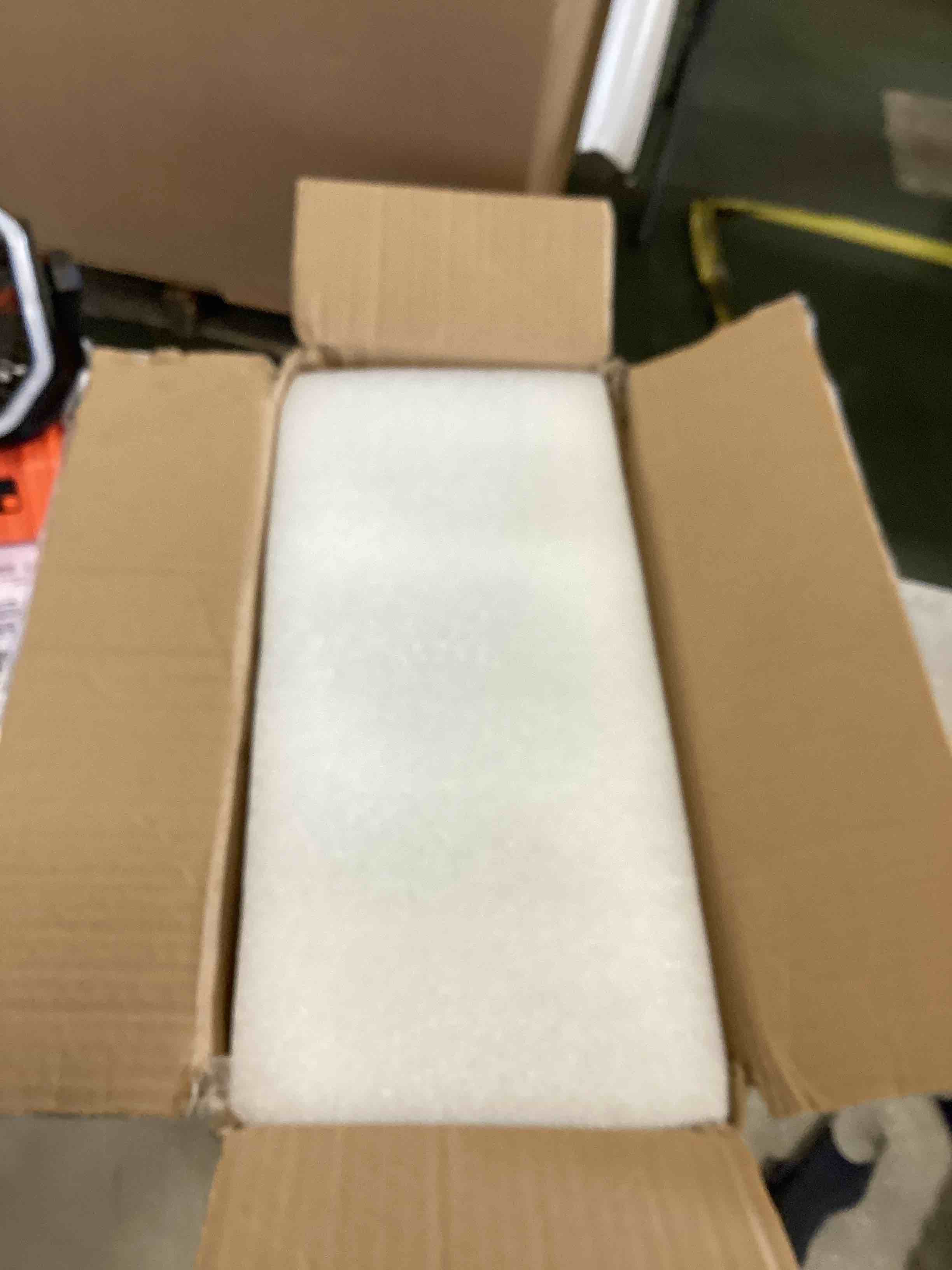 https://s3.amazonaws.com/lotting-images-prod/bidfta/BLU6764193_1719515746980.jpeg