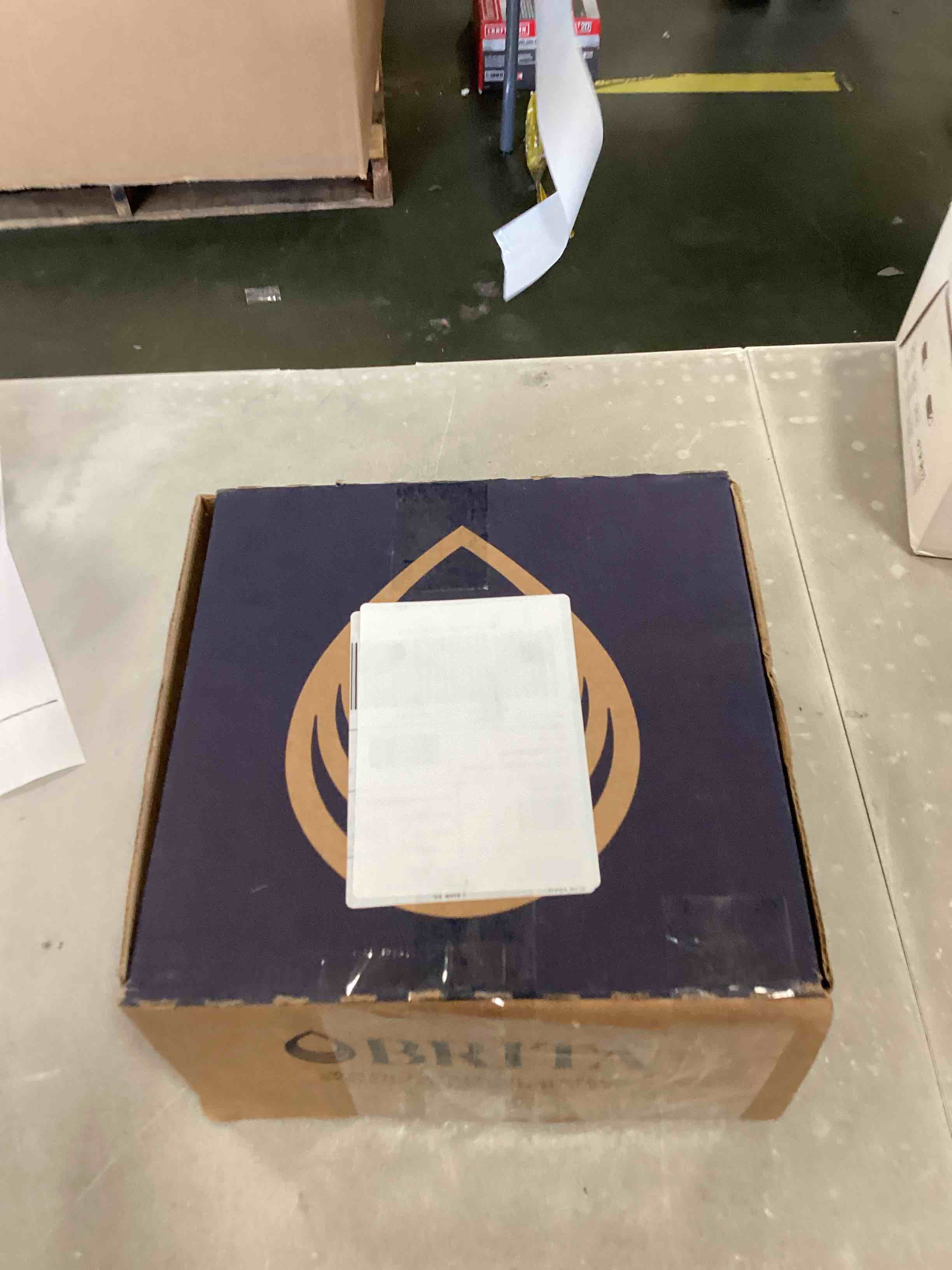 https://s3.amazonaws.com/lotting-images-prod/bidfta/BLU6764335_1719580438381.jpeg