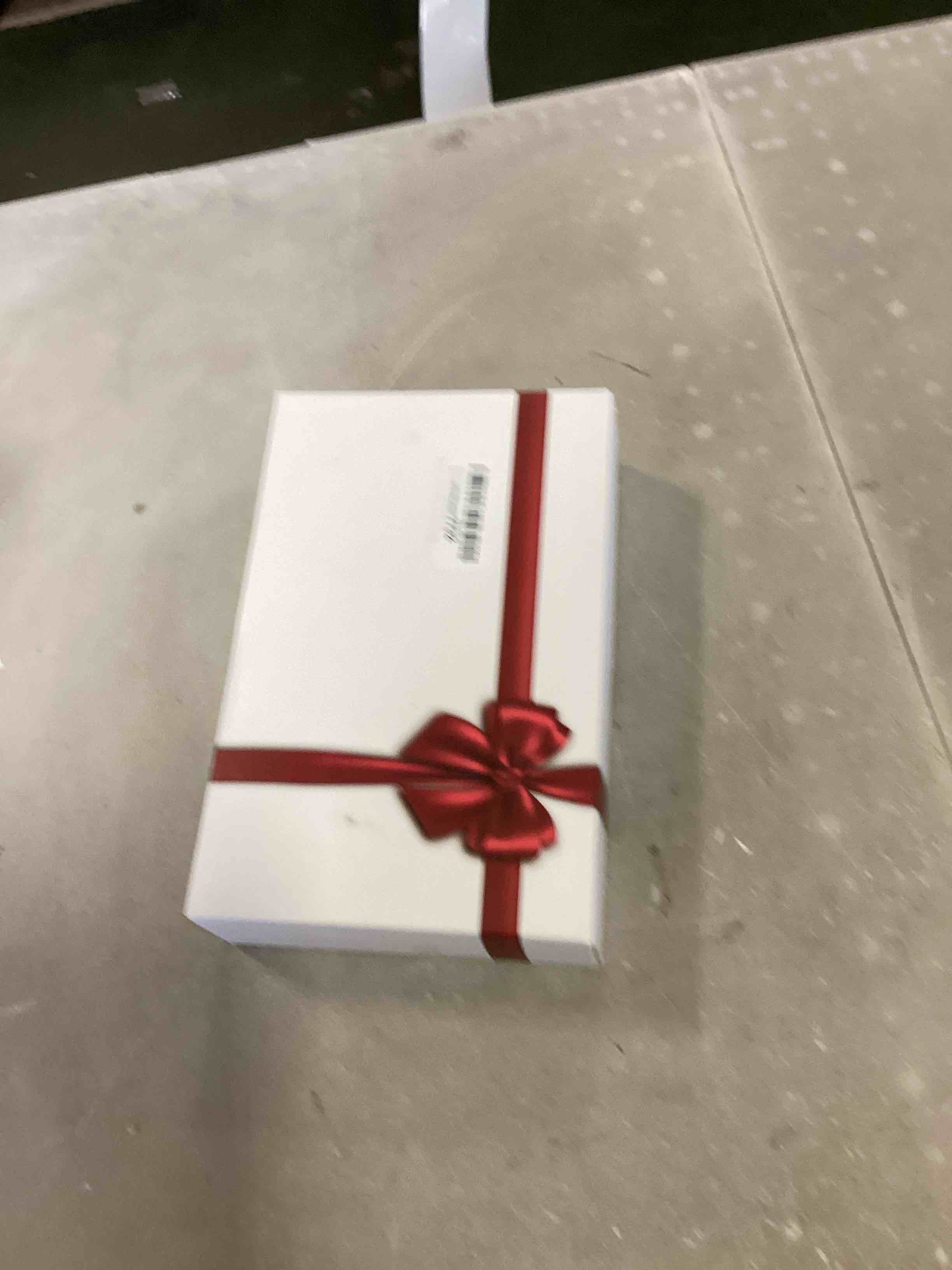 https://s3.amazonaws.com/lotting-images-prod/bidfta/BLU6764337_1719580536407.jpeg