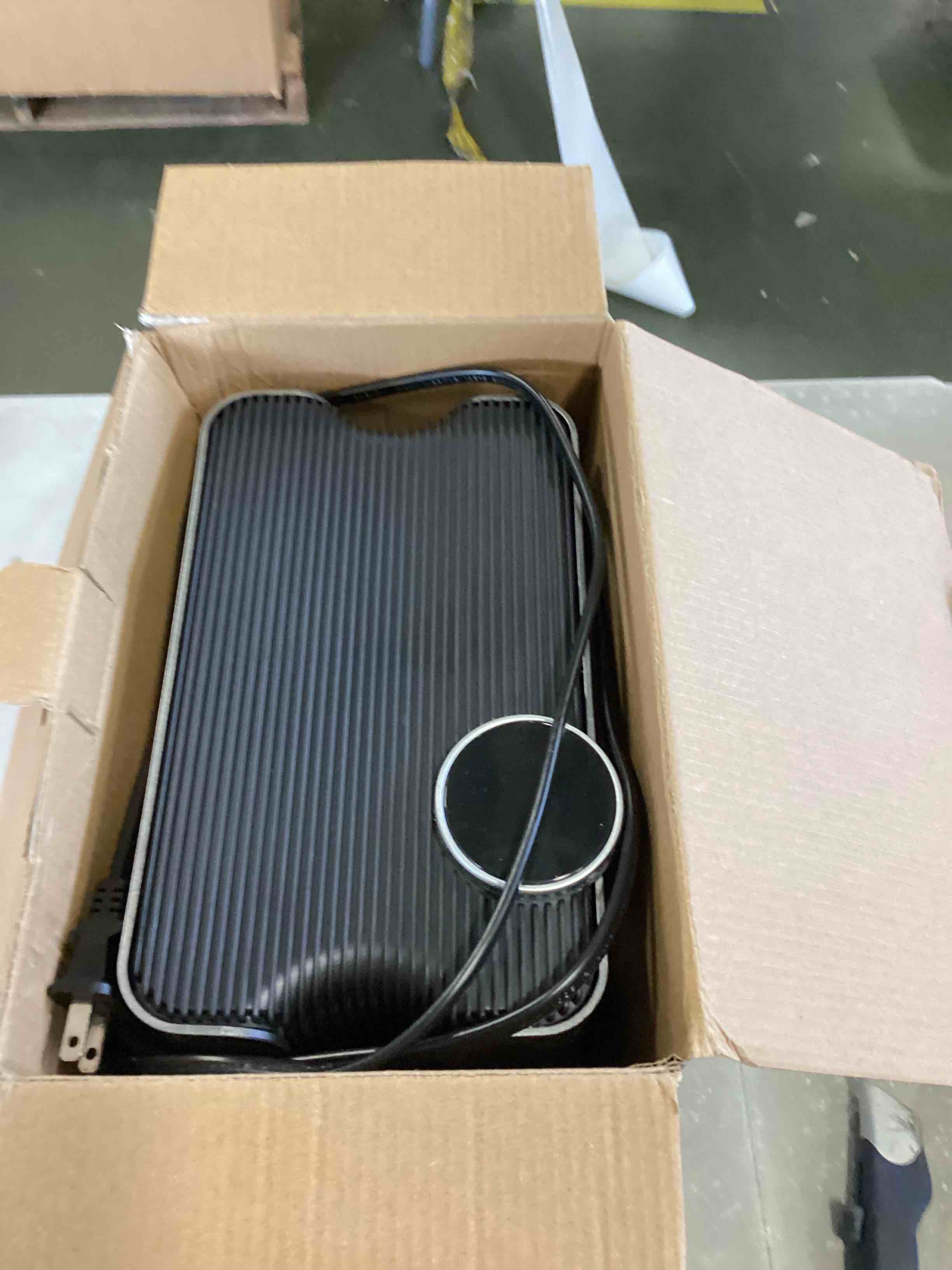 https://s3.amazonaws.com/lotting-images-prod/bidfta/BLU6764344_1719580966425.jpeg