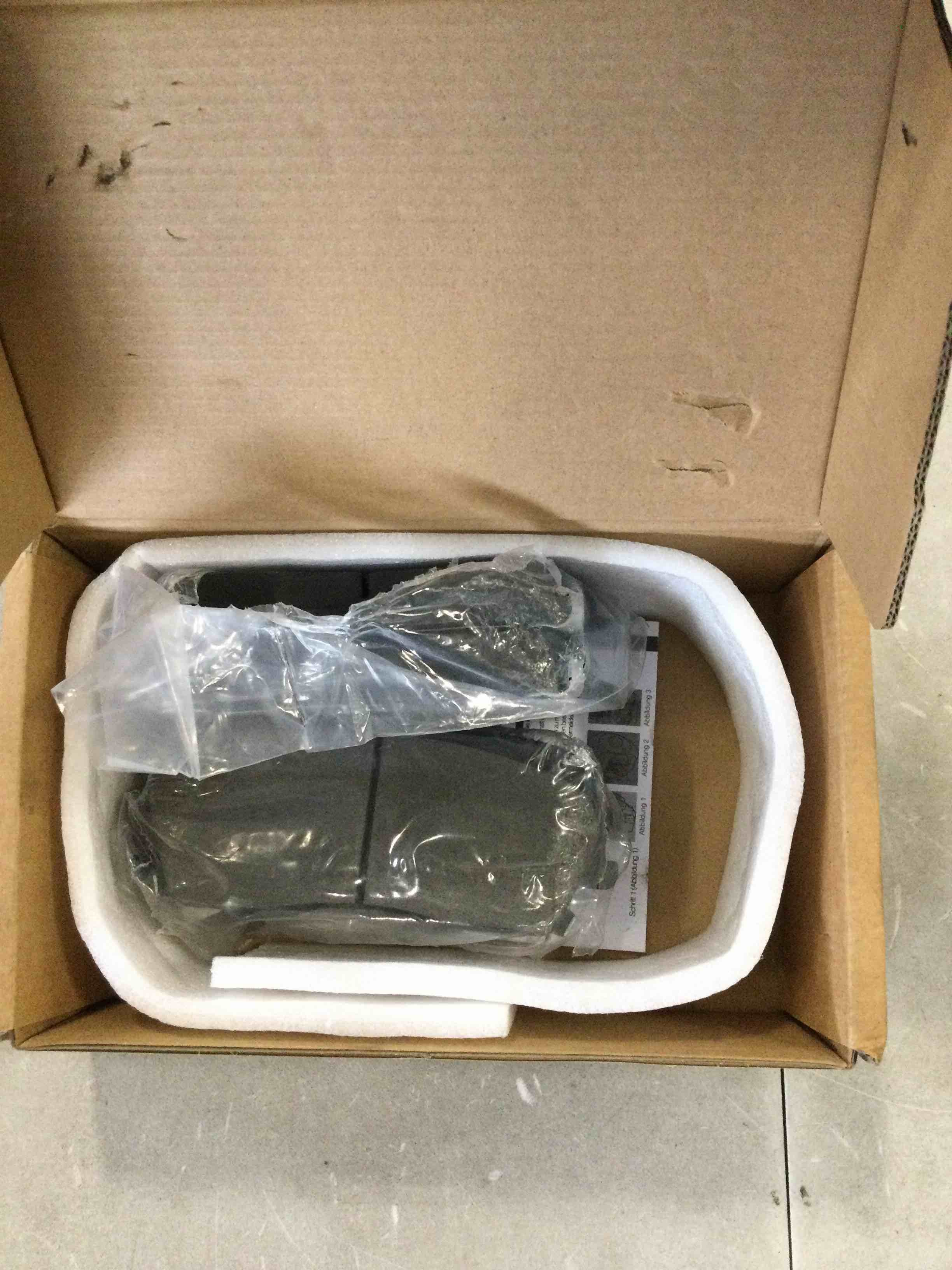 https://s3.amazonaws.com/lotting-images-prod/bidfta/BLU6766935_1720462960706.jpeg