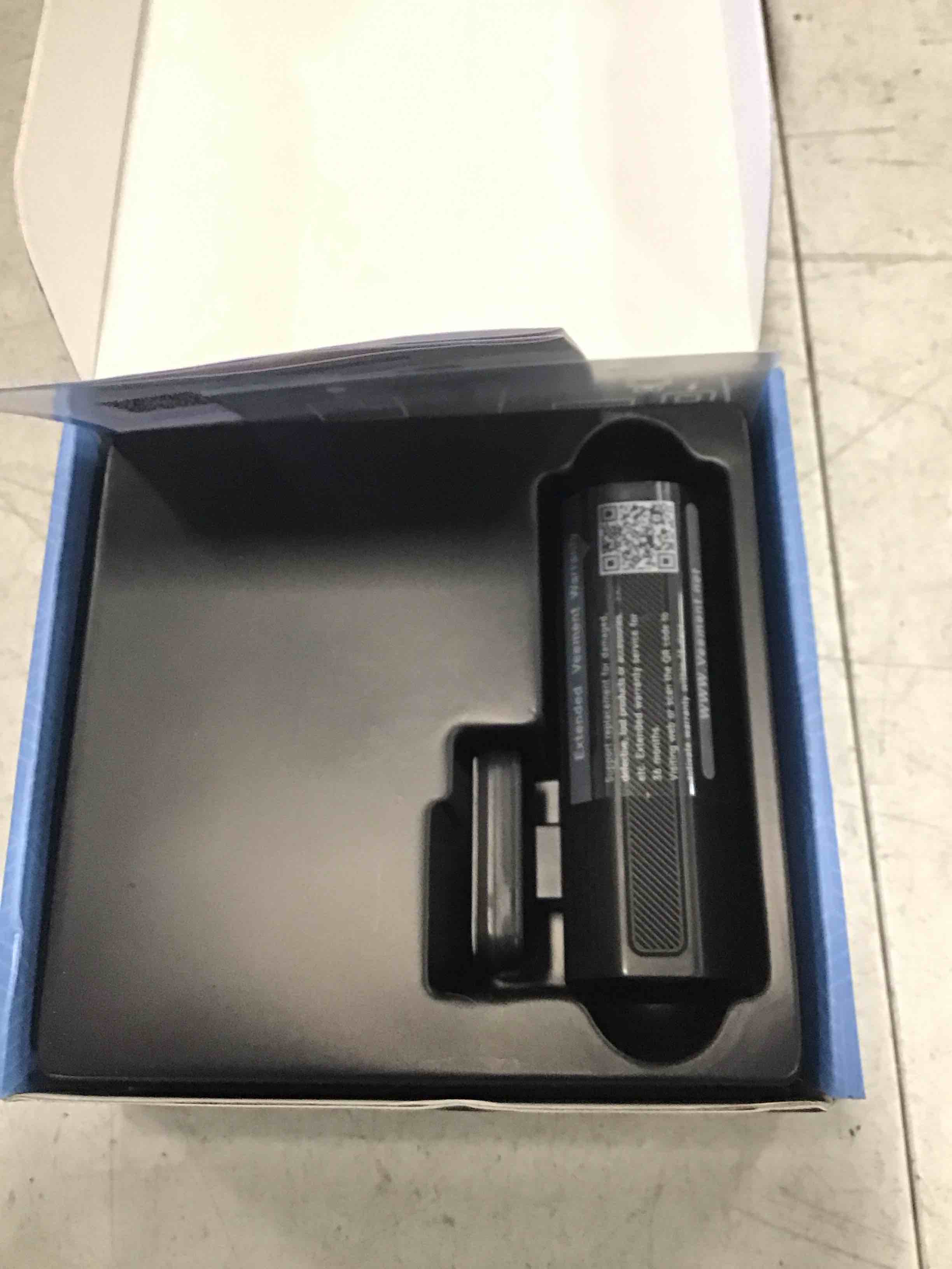 https://s3.amazonaws.com/lotting-images-prod/bidfta/BLU6767878_1719932744443.jpeg