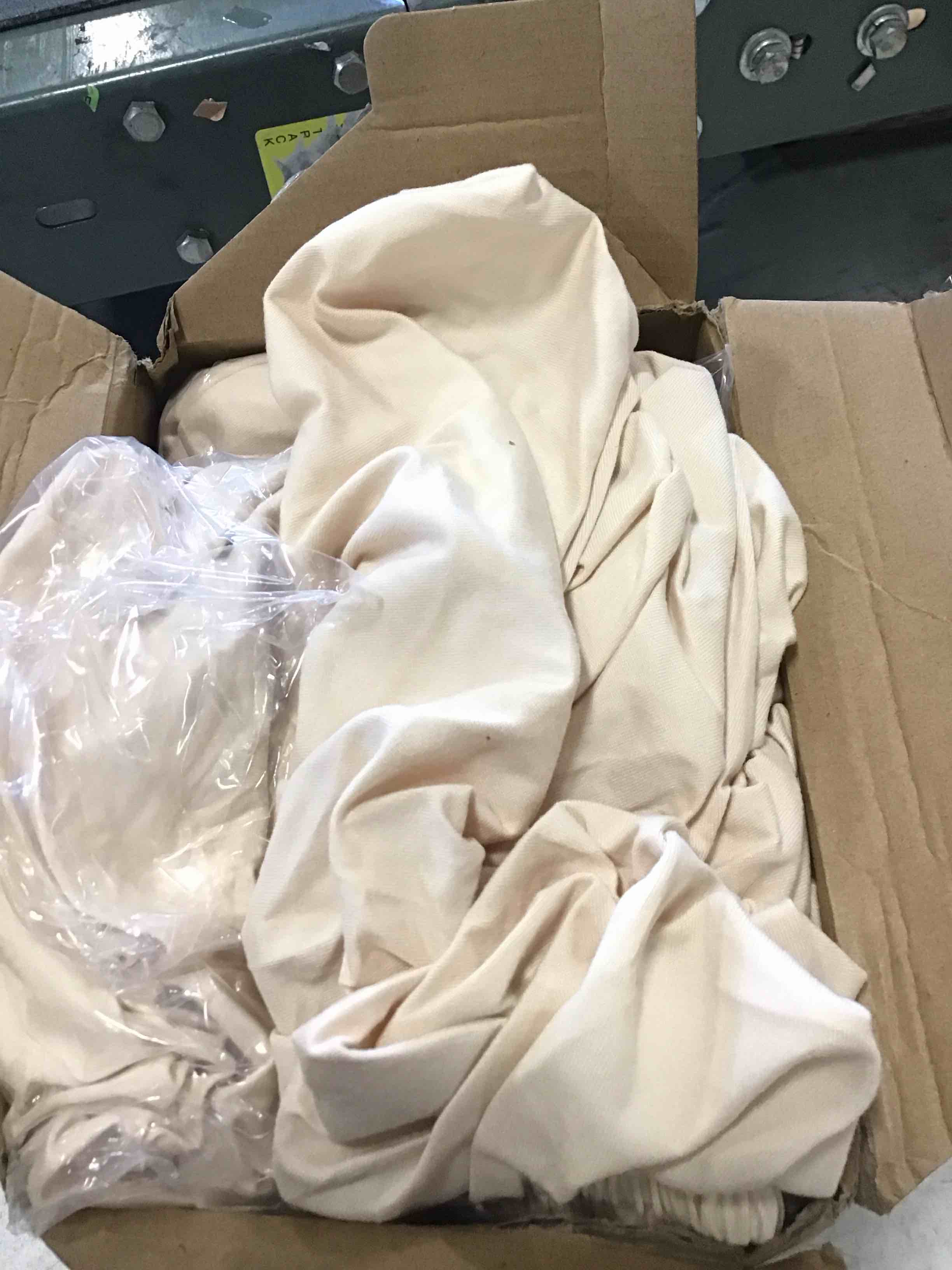 https://s3.amazonaws.com/lotting-images-prod/bidfta/BLU6767926_1719939919012.jpeg
