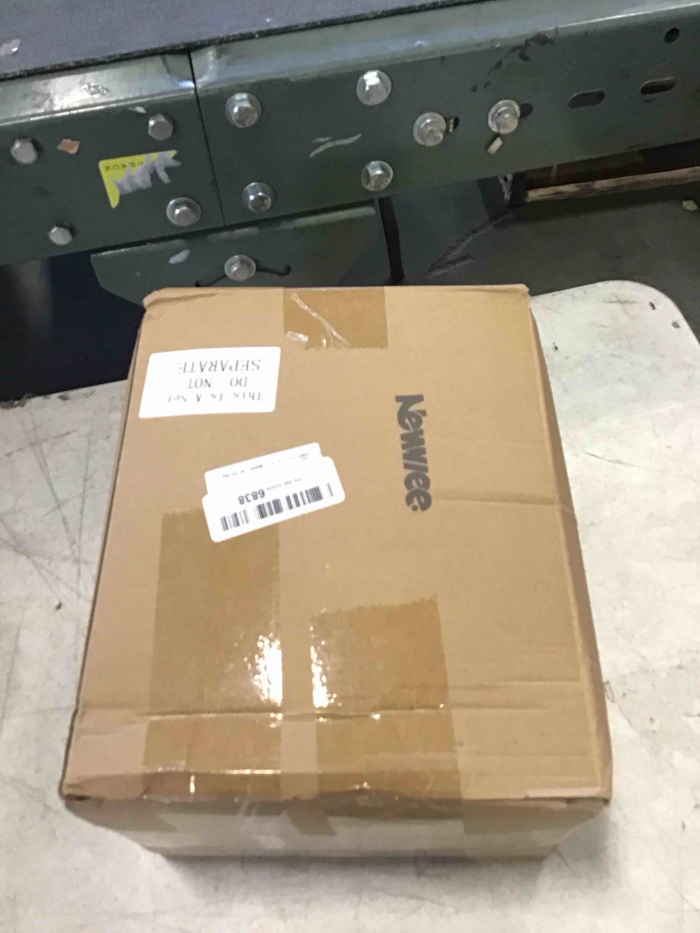 https://s3.amazonaws.com/lotting-images-prod/bidfta/BLU6767926_1719939938767.jpeg