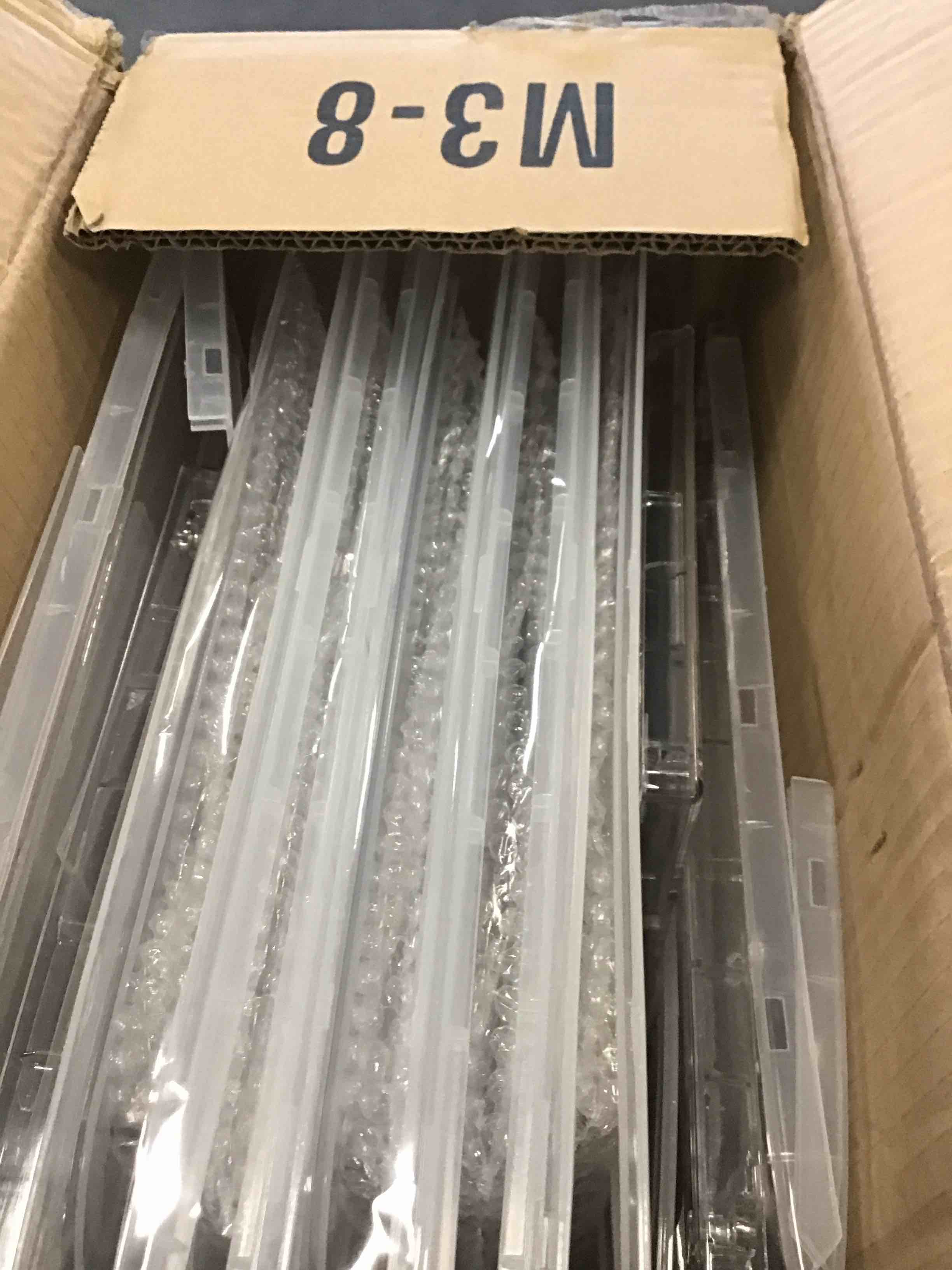 https://s3.amazonaws.com/lotting-images-prod/bidfta/BLU6768047_1719951095847.jpeg