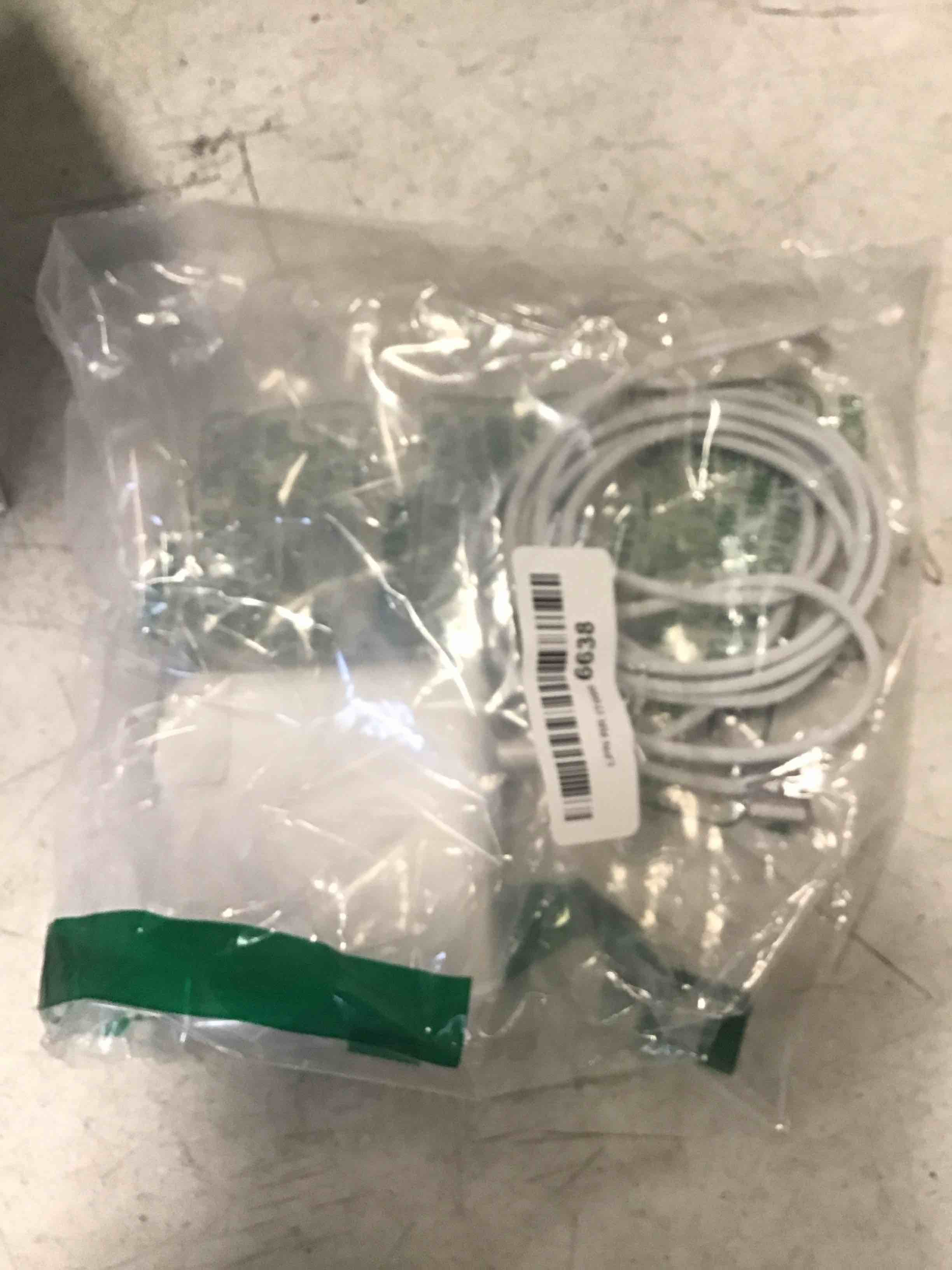 https://s3.amazonaws.com/lotting-images-prod/bidfta/BLU6768049_1719951198774.jpeg