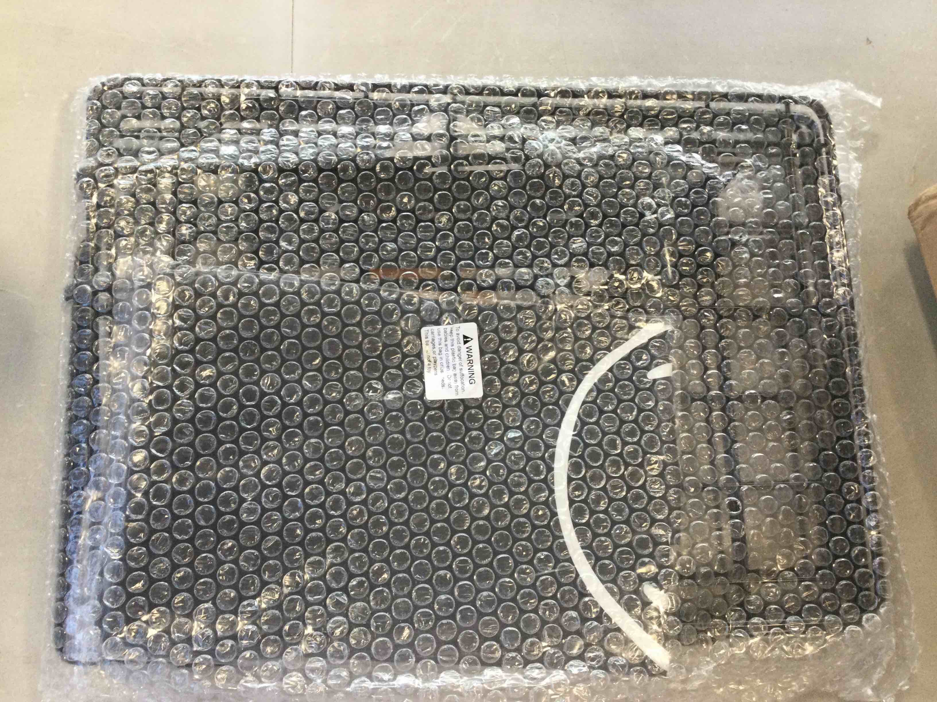 https://s3.amazonaws.com/lotting-images-prod/bidfta/BLU6769224_1720700487047.jpeg