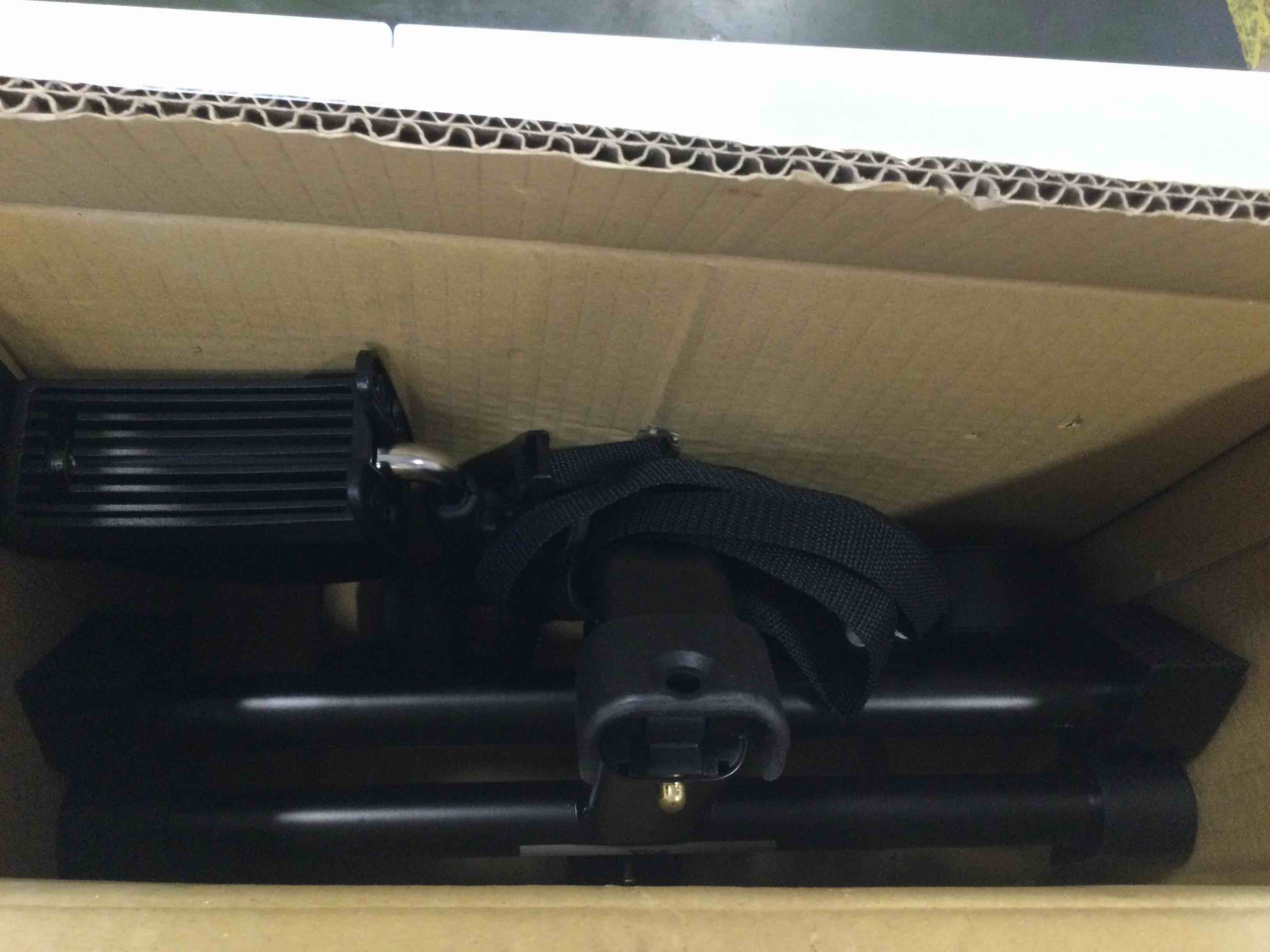 https://s3.amazonaws.com/lotting-images-prod/bidfta/BLU6769227_1720700847450.jpeg