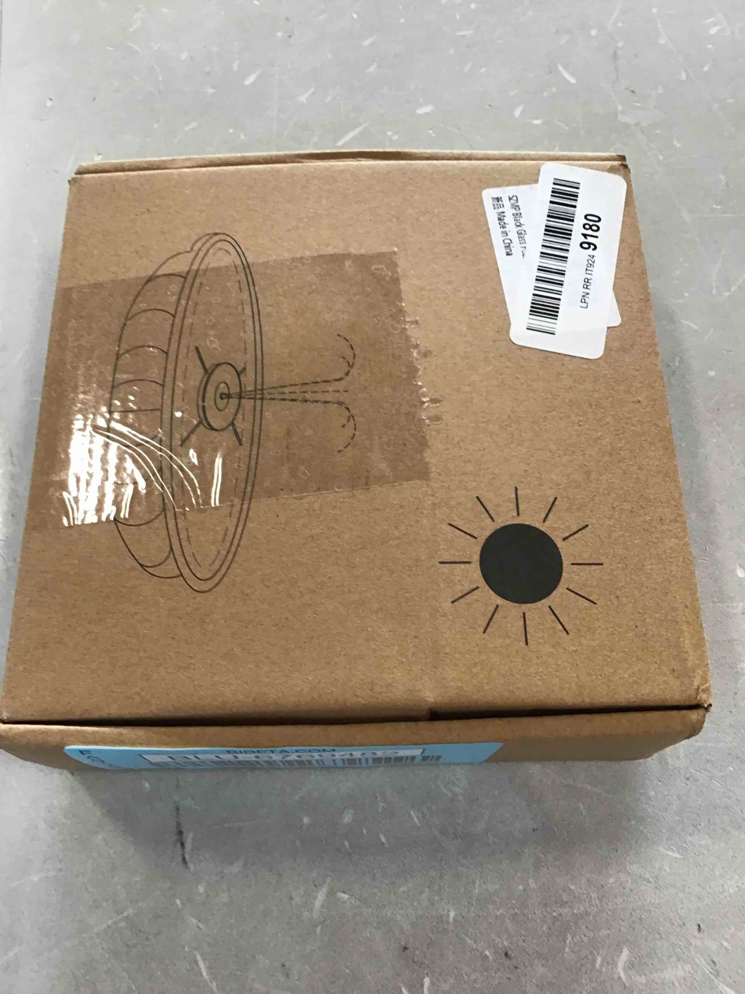 https://s3.amazonaws.com/lotting-images-prod/bidfta/BLU6769482_1721046541370.jpeg