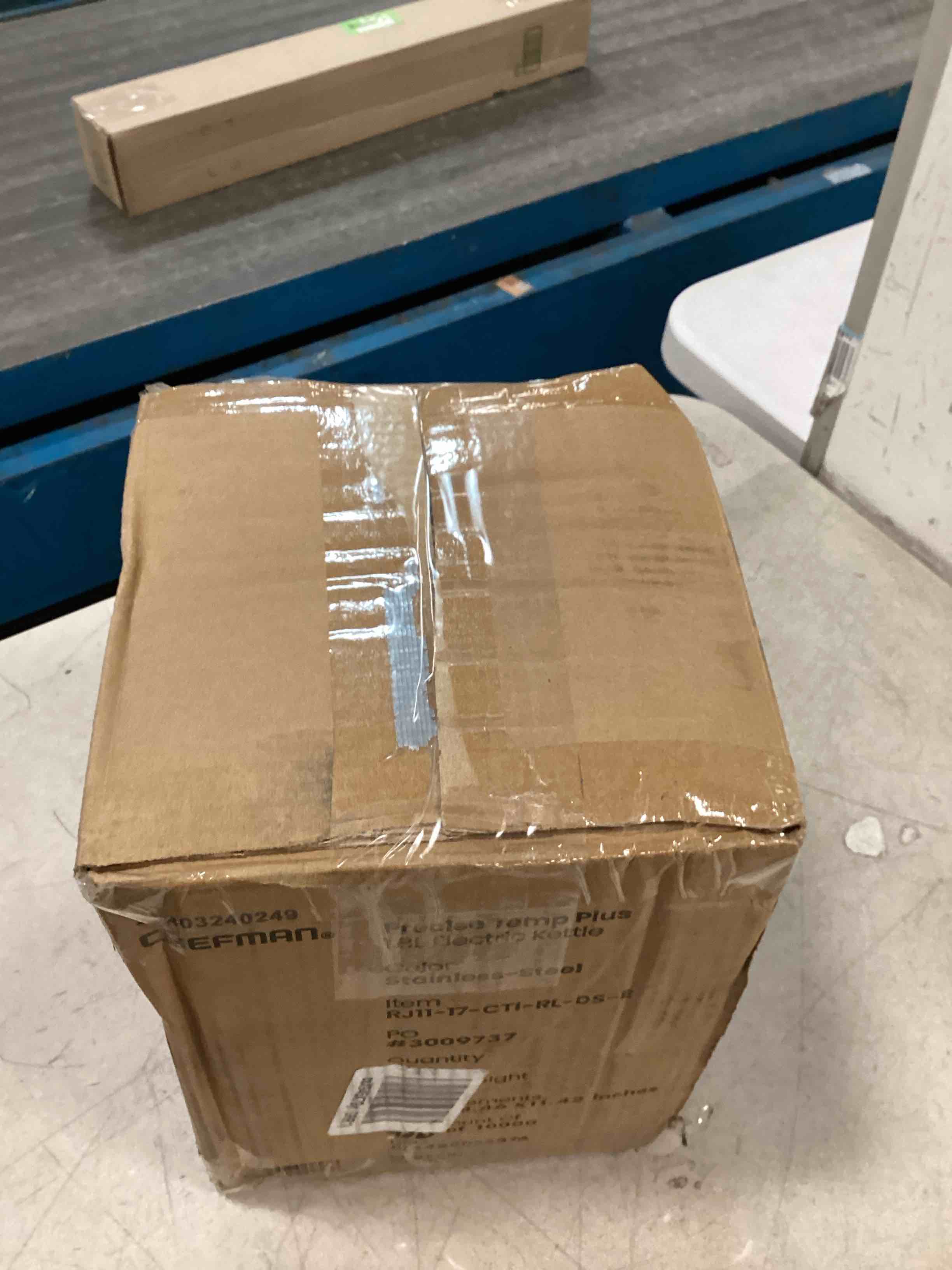 https://s3.amazonaws.com/lotting-images-prod/bidfta/BLU6770278_1720066148516.jpeg