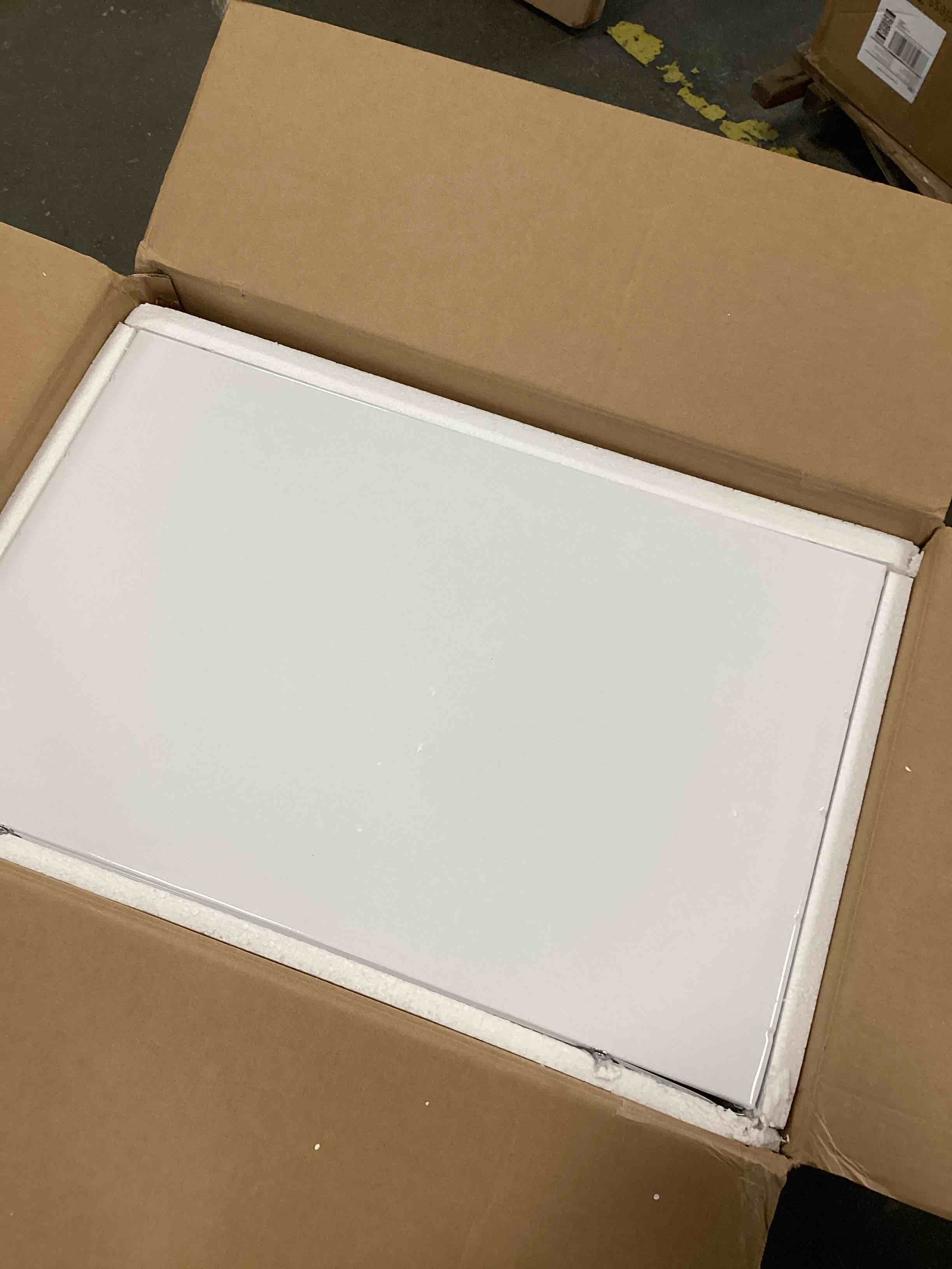 https://s3.amazonaws.com/lotting-images-prod/bidfta/BLU6770753_1720560643425.jpeg