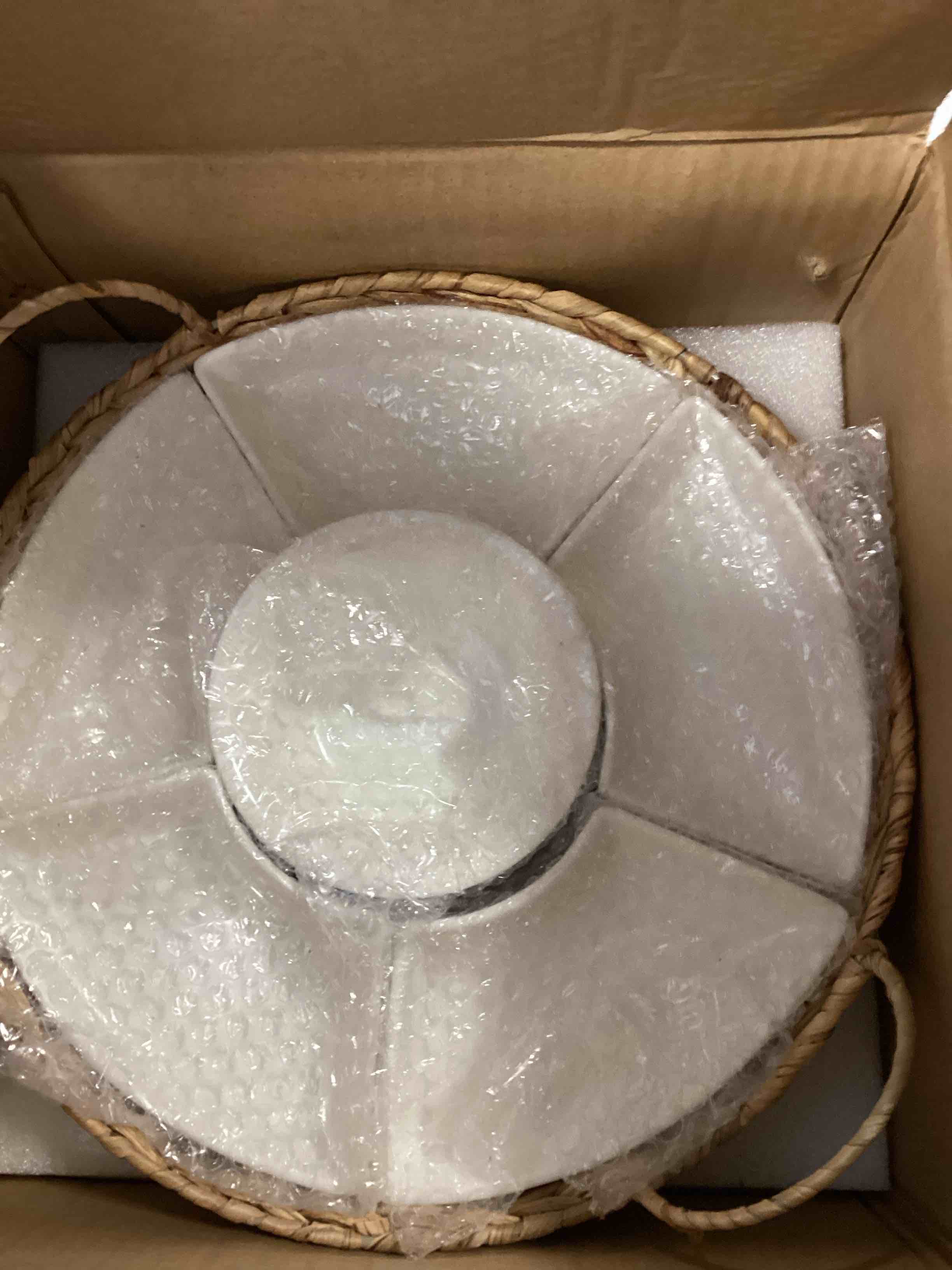 https://s3.amazonaws.com/lotting-images-prod/bidfta/BLU6771722_1719844366848.jpeg