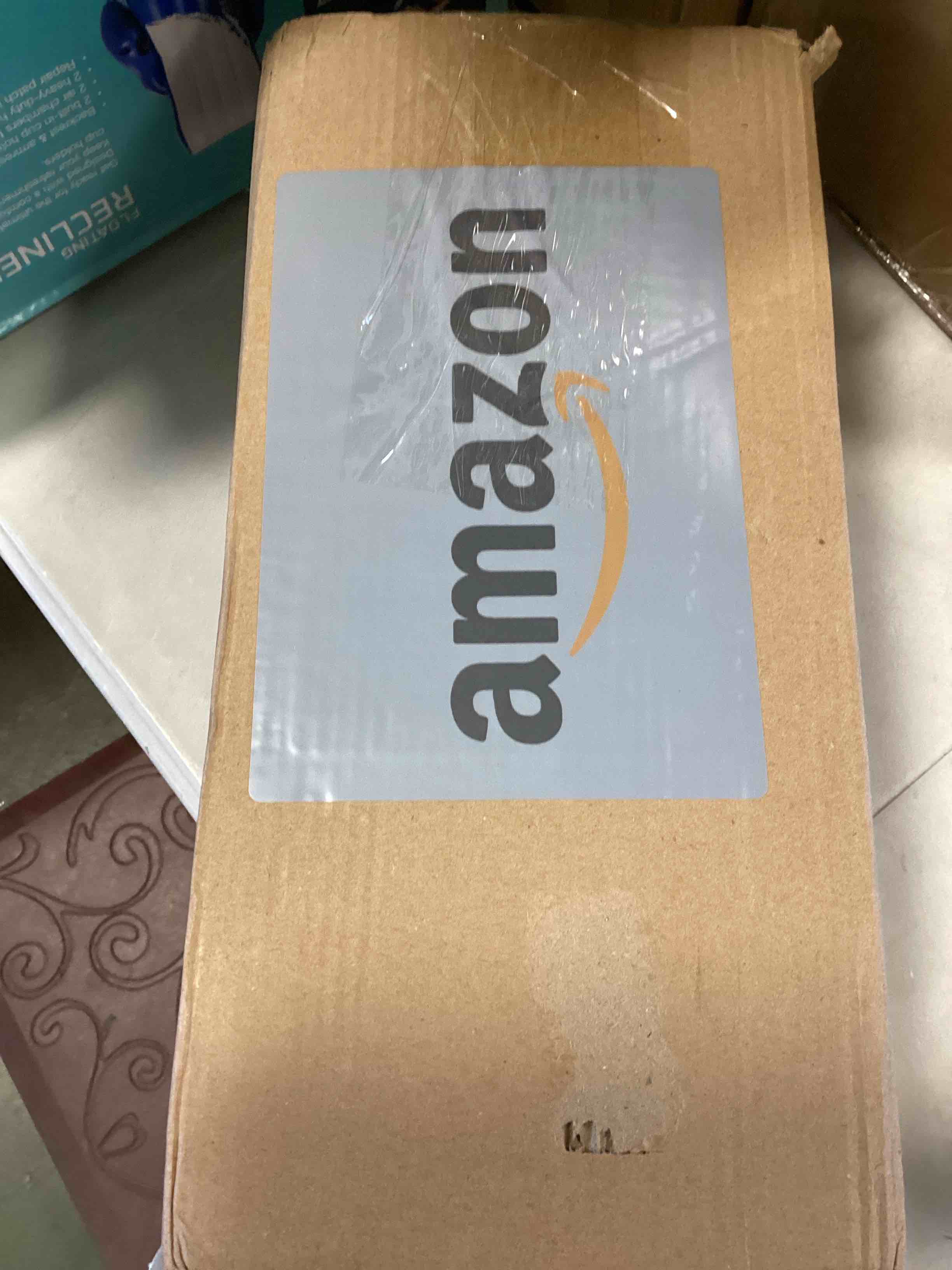 https://s3.amazonaws.com/lotting-images-prod/bidfta/BLU6771826_1719856251832.jpeg