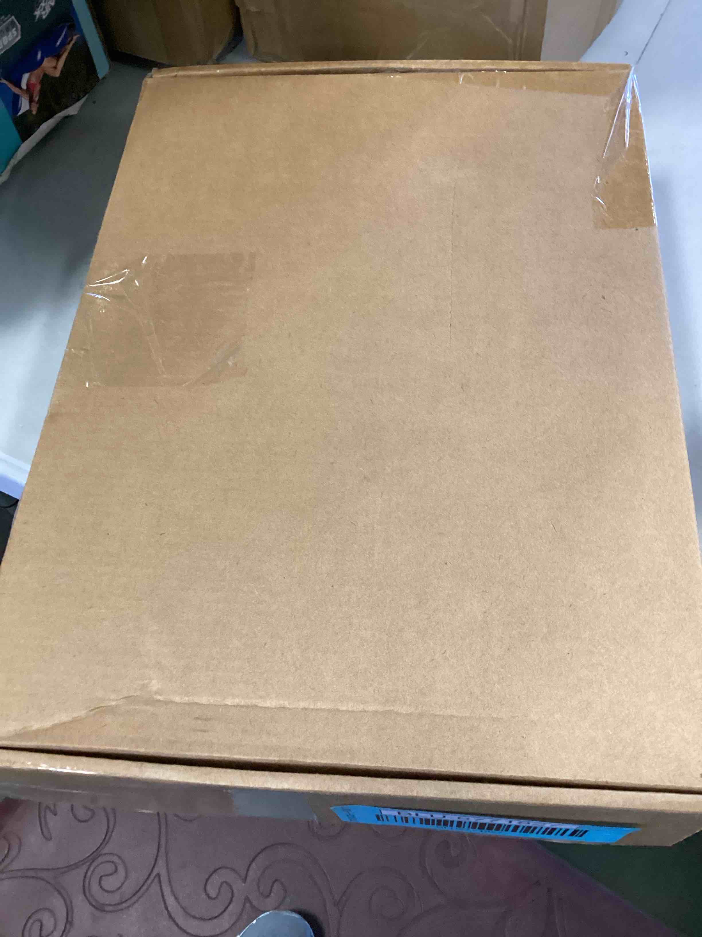 https://s3.amazonaws.com/lotting-images-prod/bidfta/BLU6771827_1719856340468.jpeg