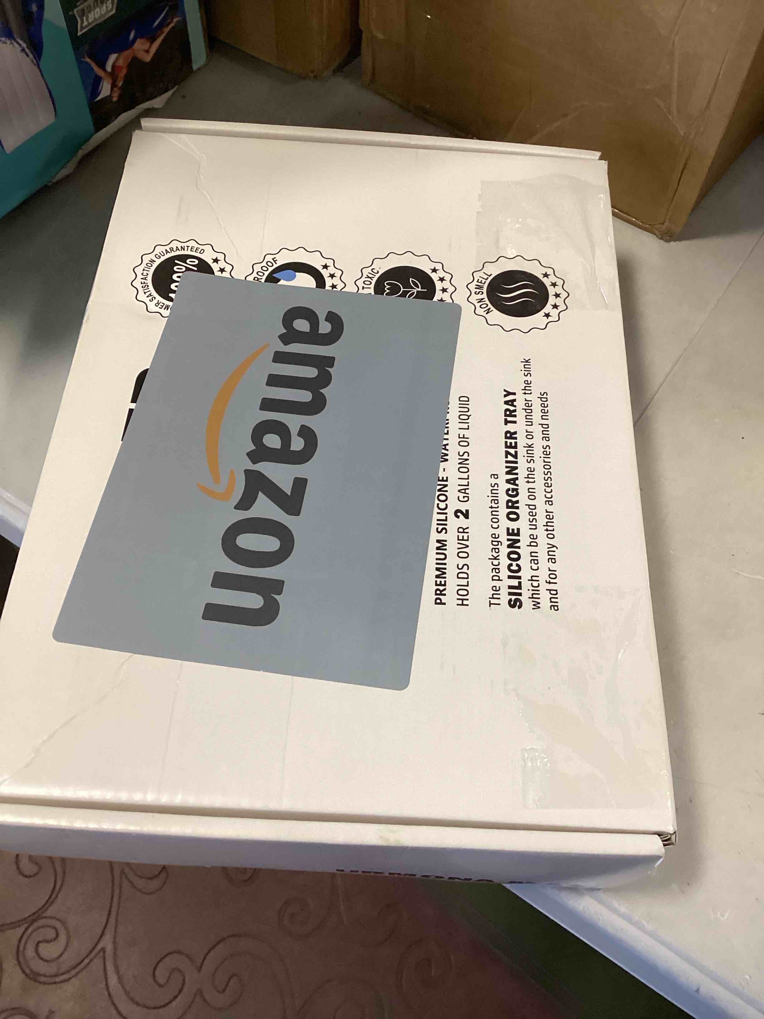 https://s3.amazonaws.com/lotting-images-prod/bidfta/BLU6771830_1719858126042.jpeg