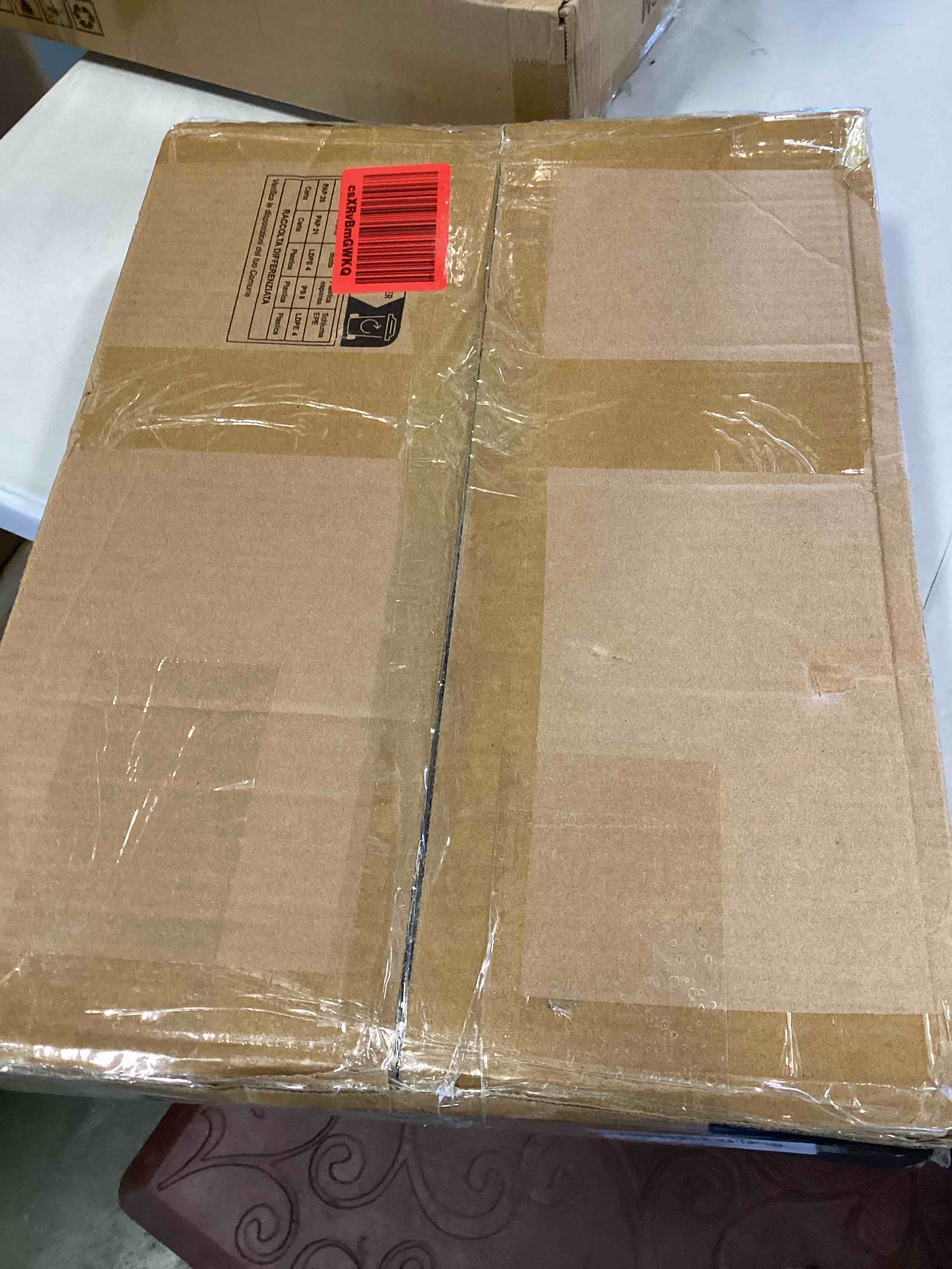 https://s3.amazonaws.com/lotting-images-prod/bidfta/BLU6771844_1719859235885.jpeg
