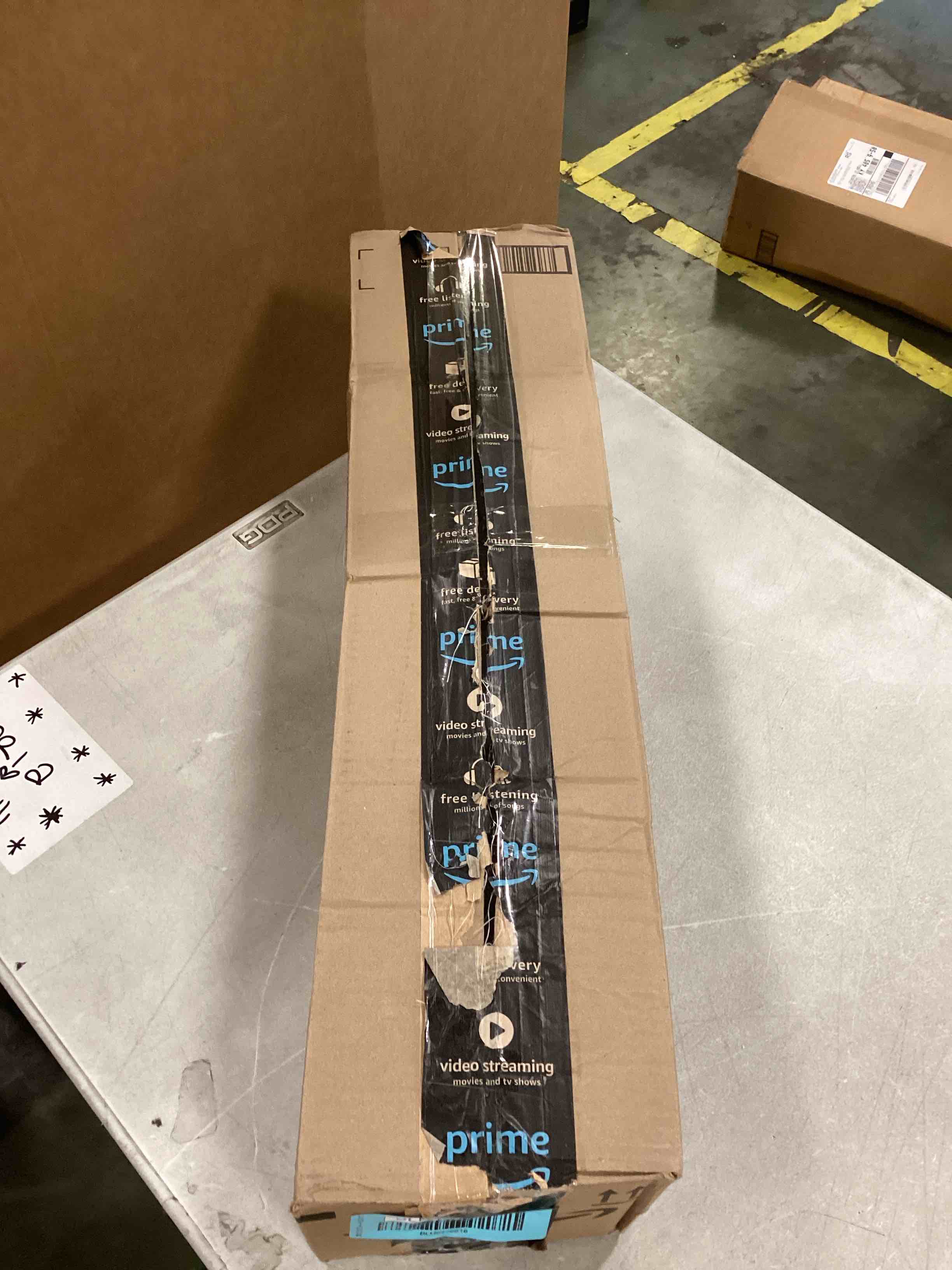 https://s3.amazonaws.com/lotting-images-prod/bidfta/BLU6772618_1720193986933.jpeg