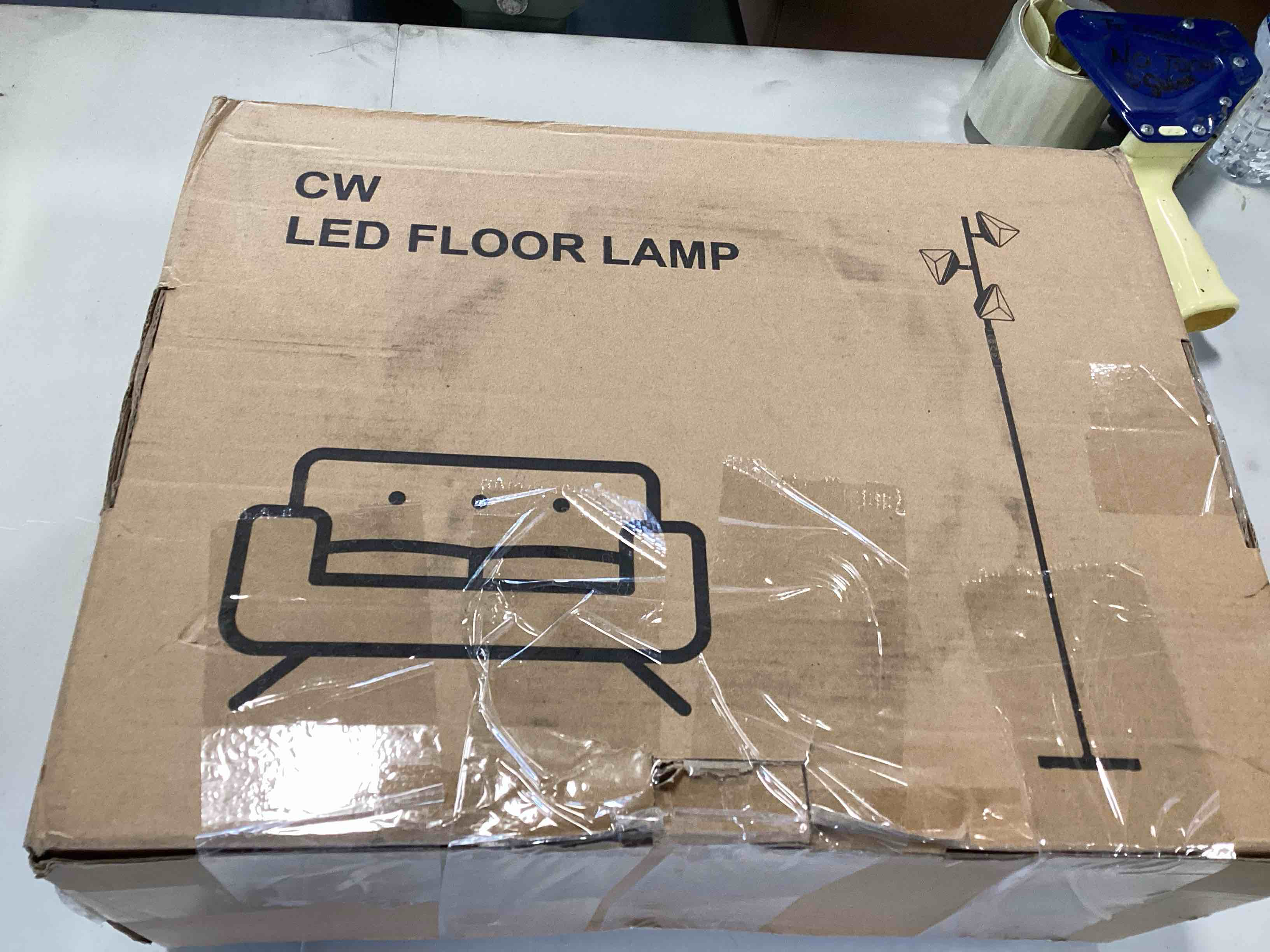 https://s3.amazonaws.com/lotting-images-prod/bidfta/BLU6772998_1720460480788.jpeg