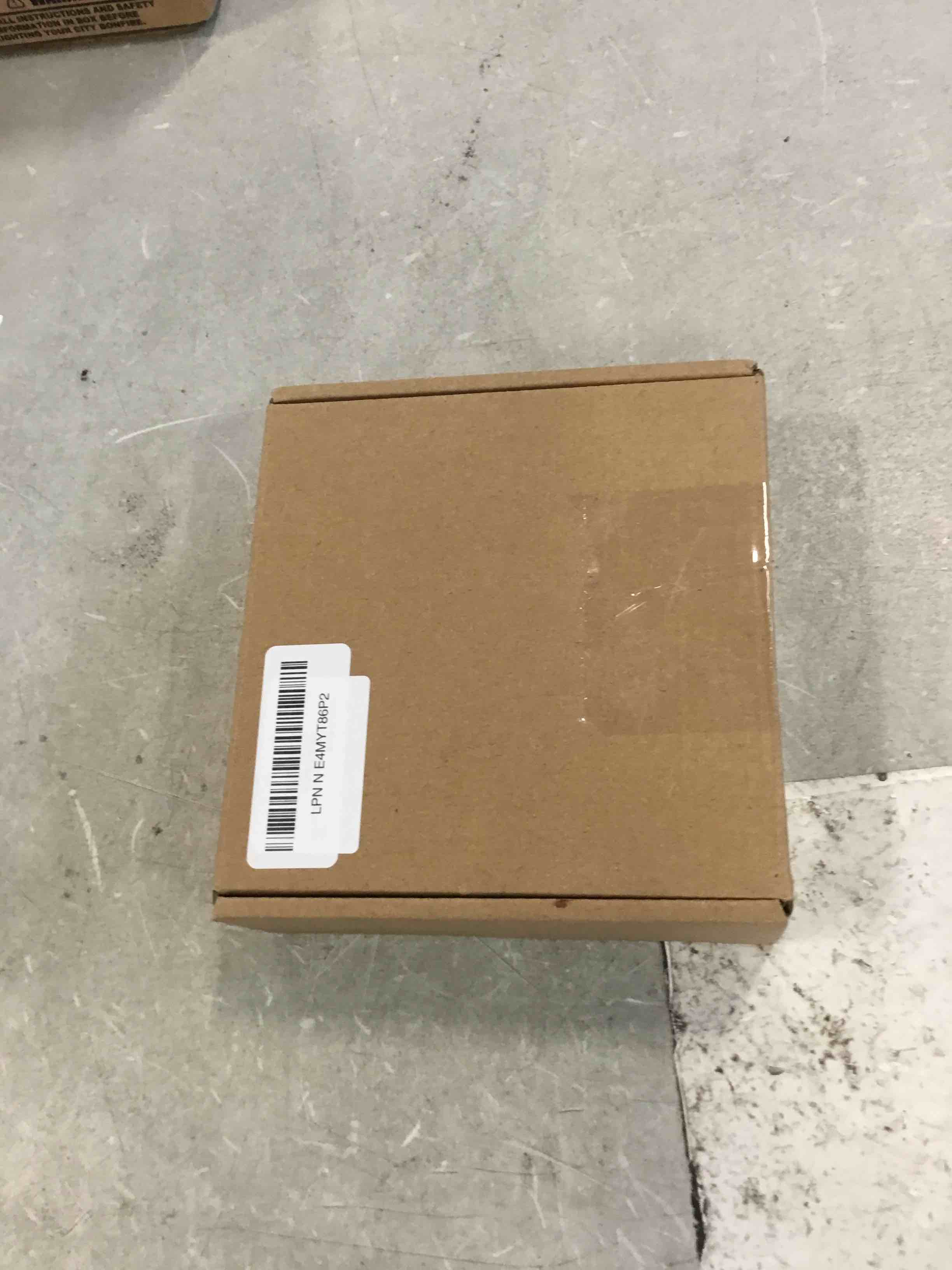 https://s3.amazonaws.com/lotting-images-prod/bidfta/BLU6773407_1722624991986.jpeg
