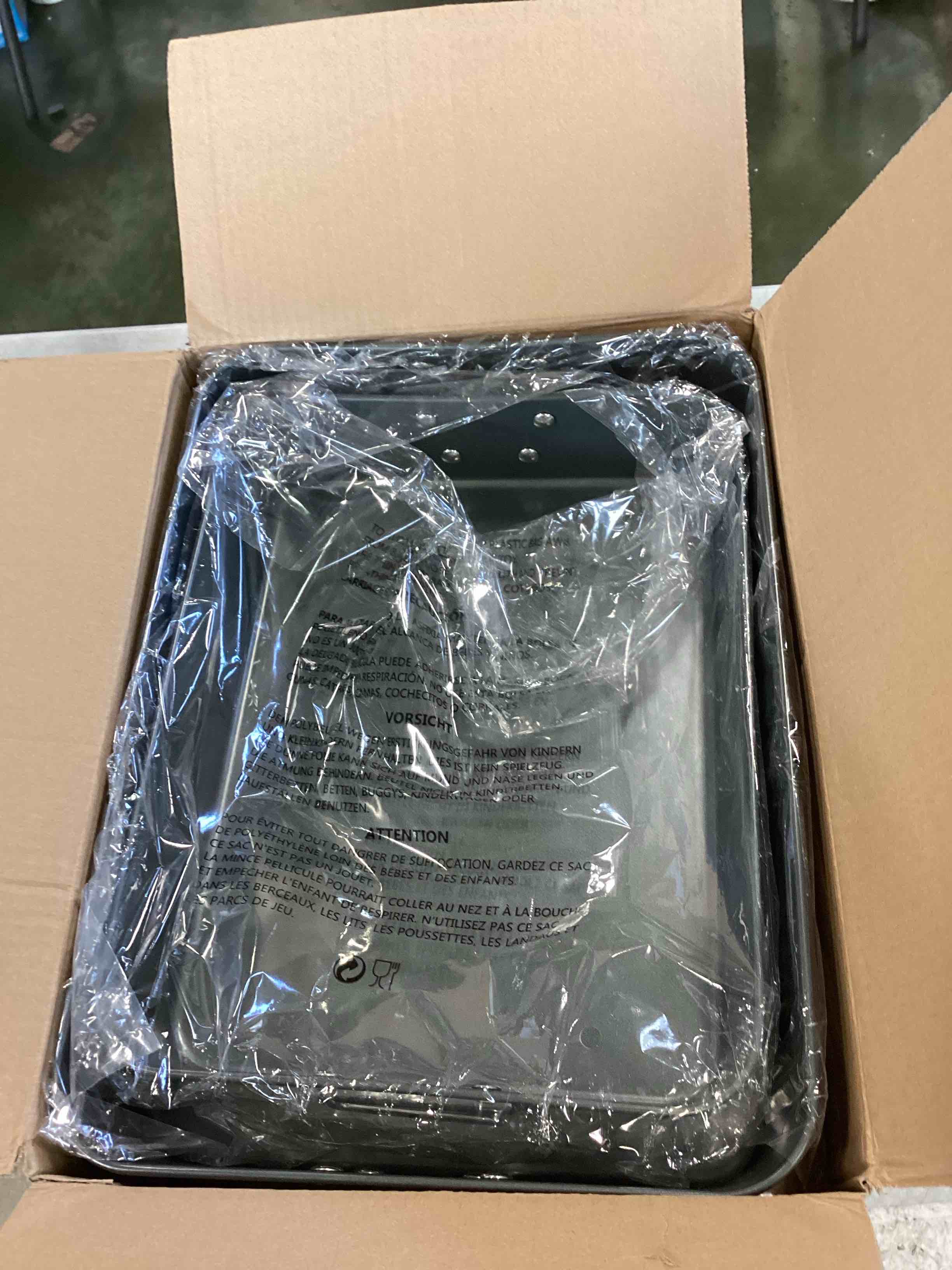 https://s3.amazonaws.com/lotting-images-prod/bidfta/BLU6773568_1722869164333.jpeg
