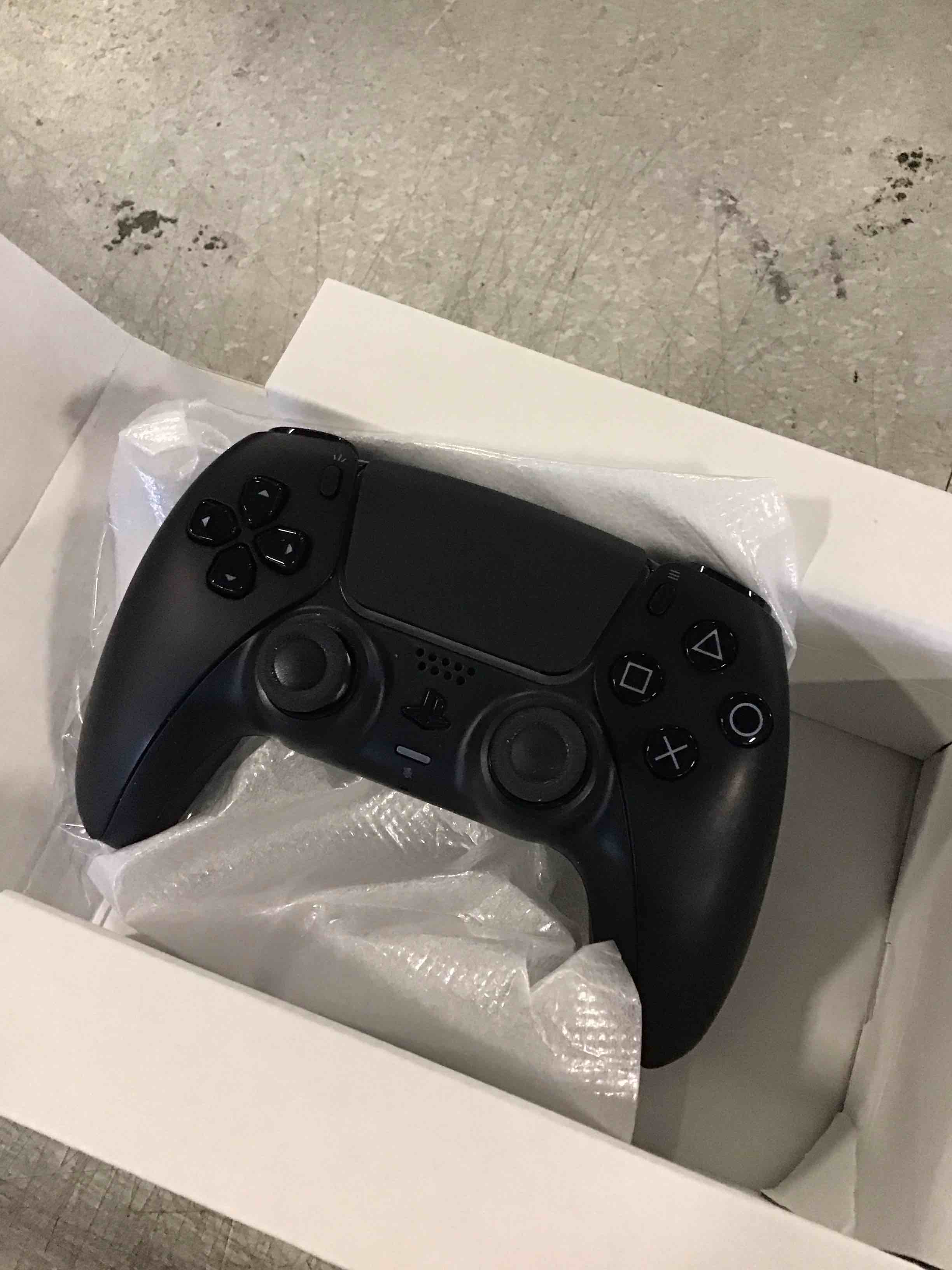 https://s3.amazonaws.com/lotting-images-prod/bidfta/BLU6774608_1721419501255.jpeg