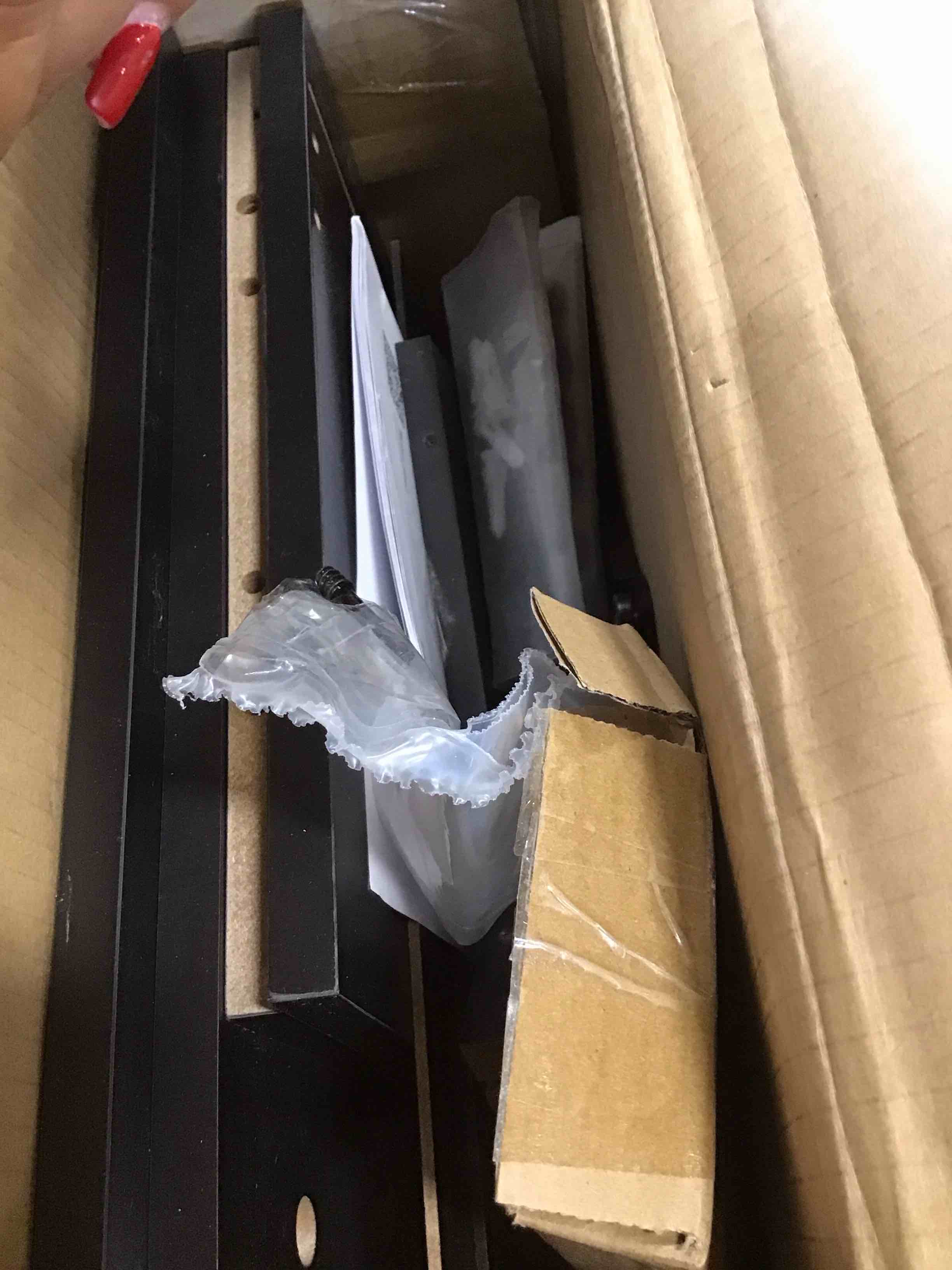 https://s3.amazonaws.com/lotting-images-prod/bidfta/BLU6774887_1721761090919.jpeg