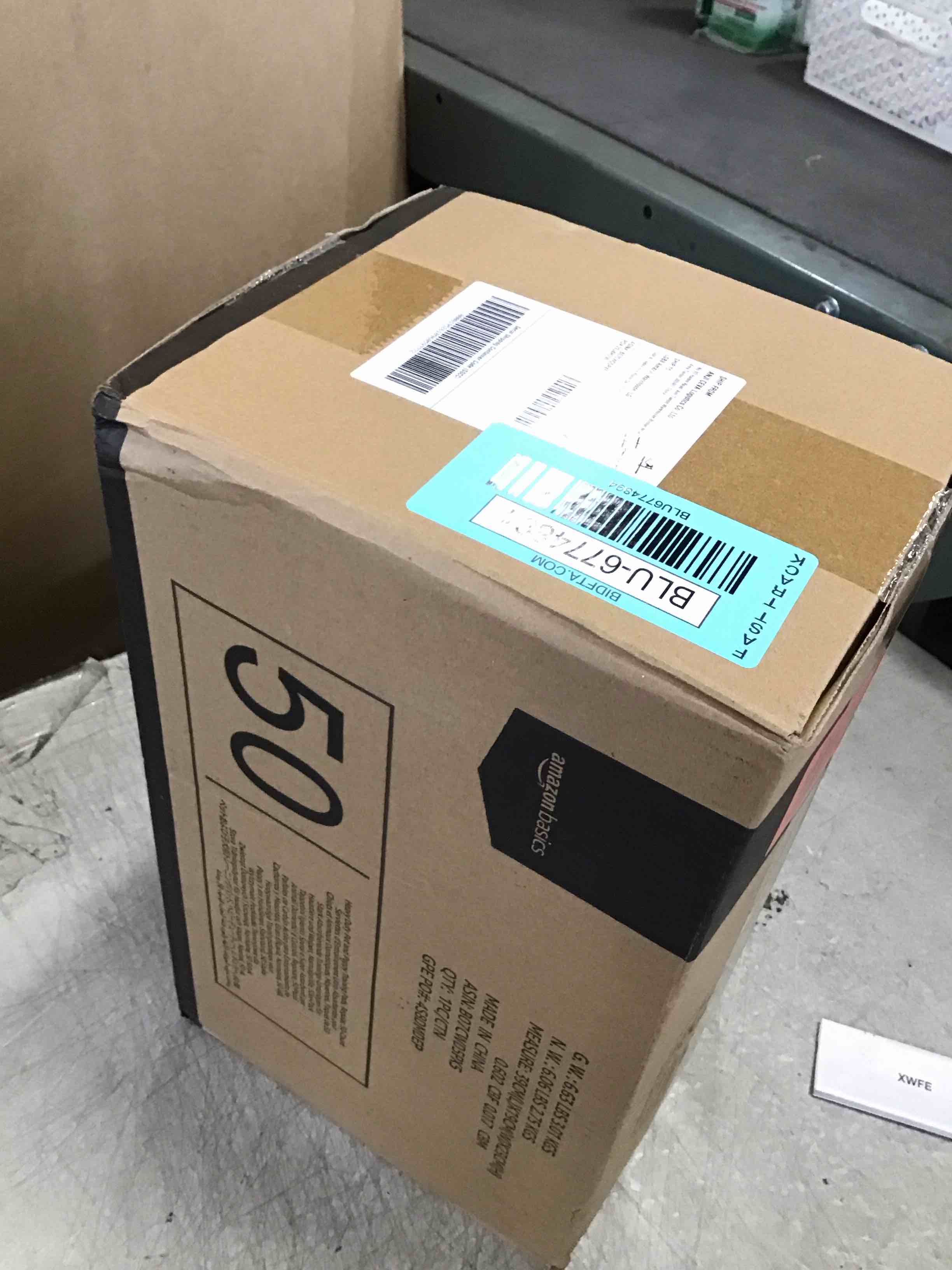 https://s3.amazonaws.com/lotting-images-prod/bidfta/BLU6774894_1721761736457.jpeg