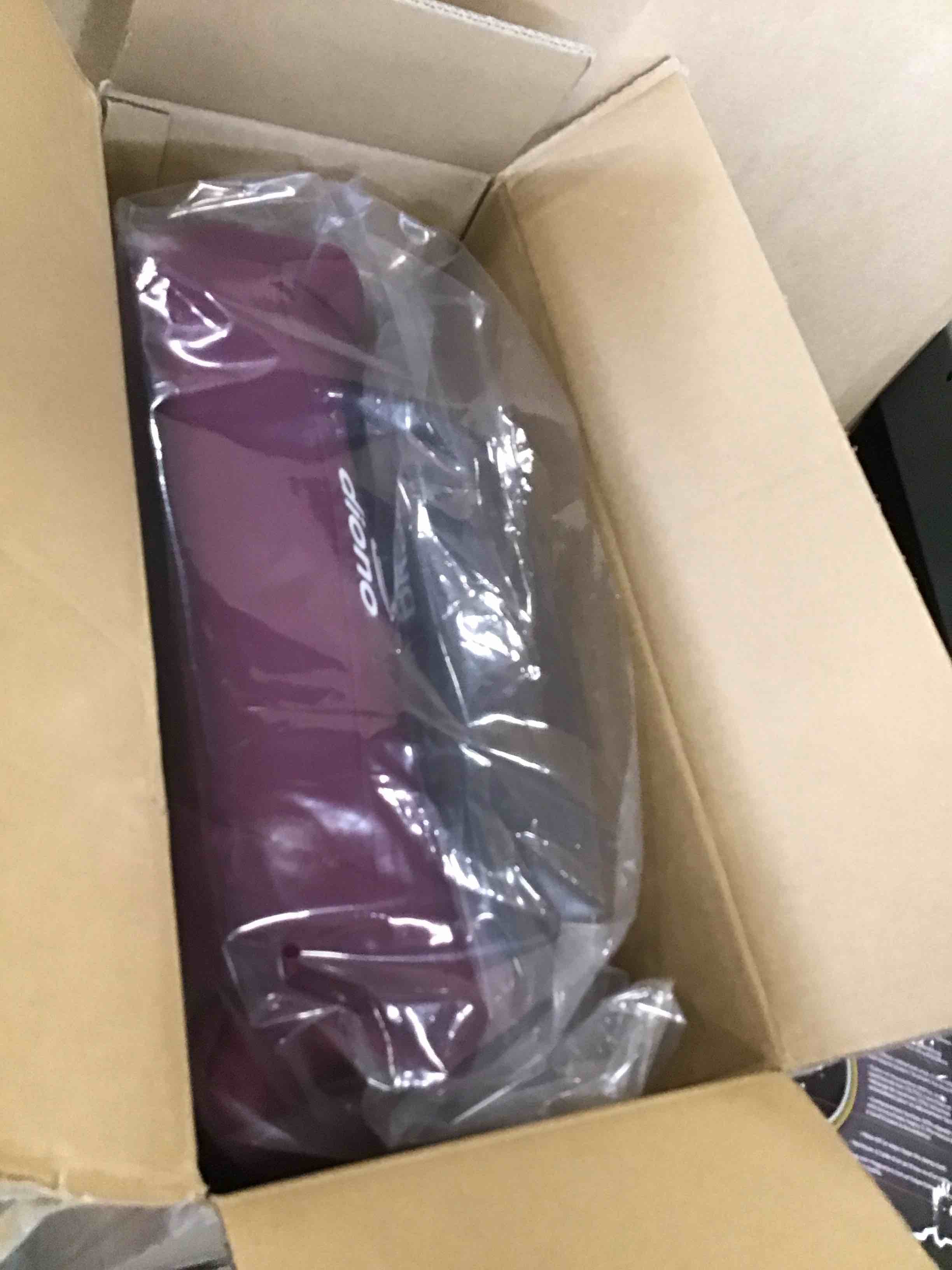 https://s3.amazonaws.com/lotting-images-prod/bidfta/BLU6774895_1721761815868.jpeg