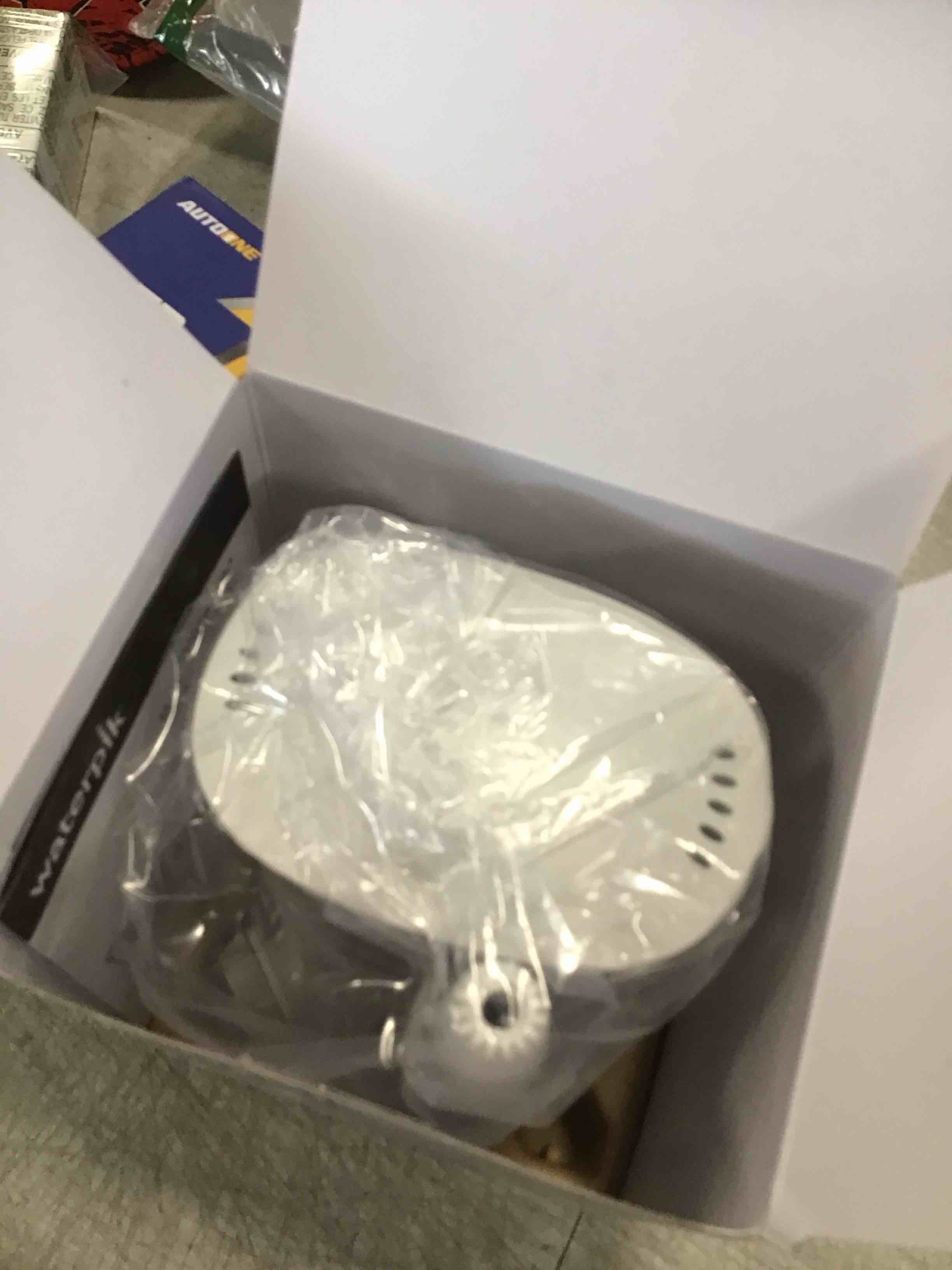 https://s3.amazonaws.com/lotting-images-prod/bidfta/BLU6775057_1721830994279.jpeg