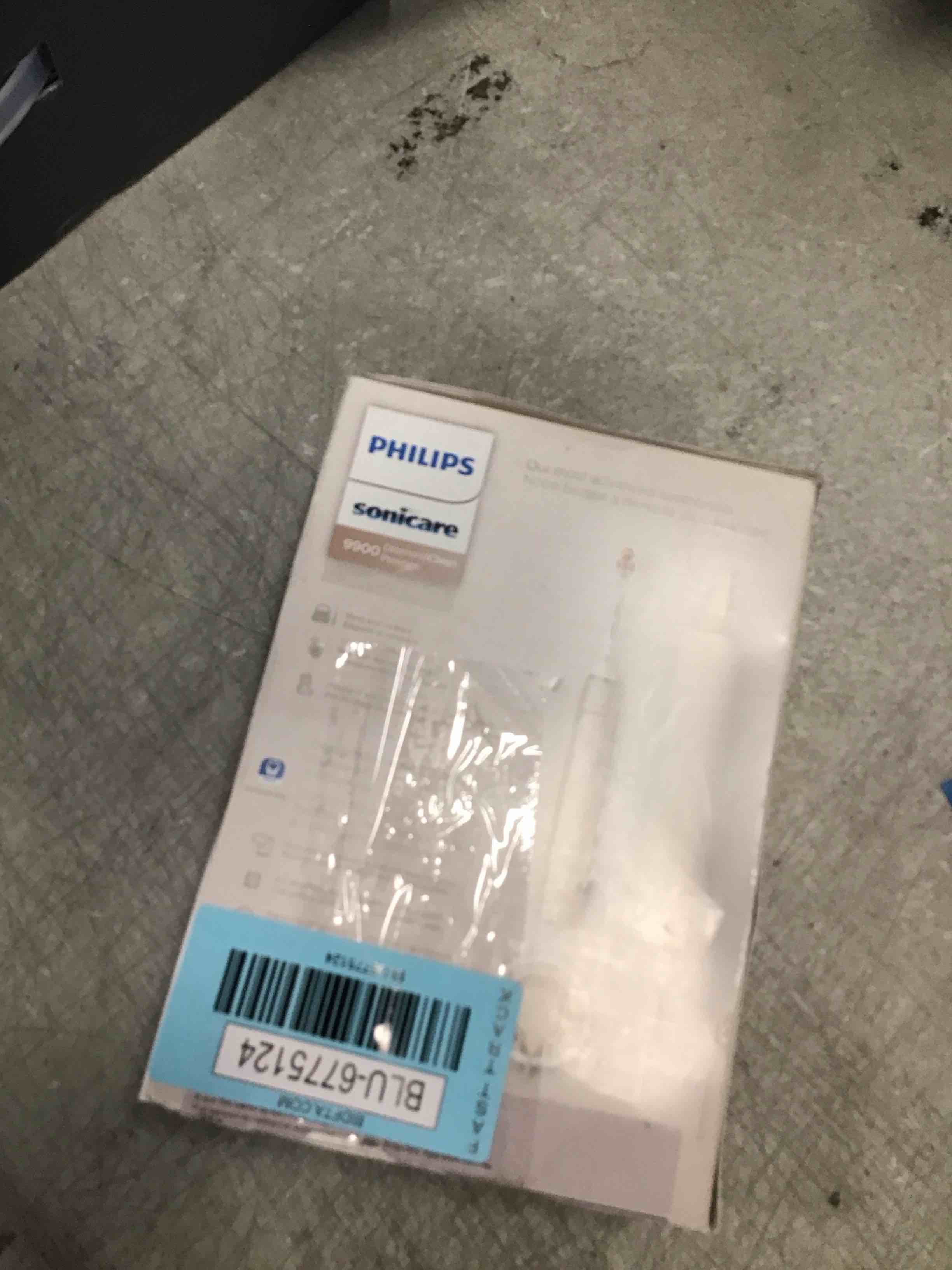 https://s3.amazonaws.com/lotting-images-prod/bidfta/BLU6775124_1721835749417.jpeg