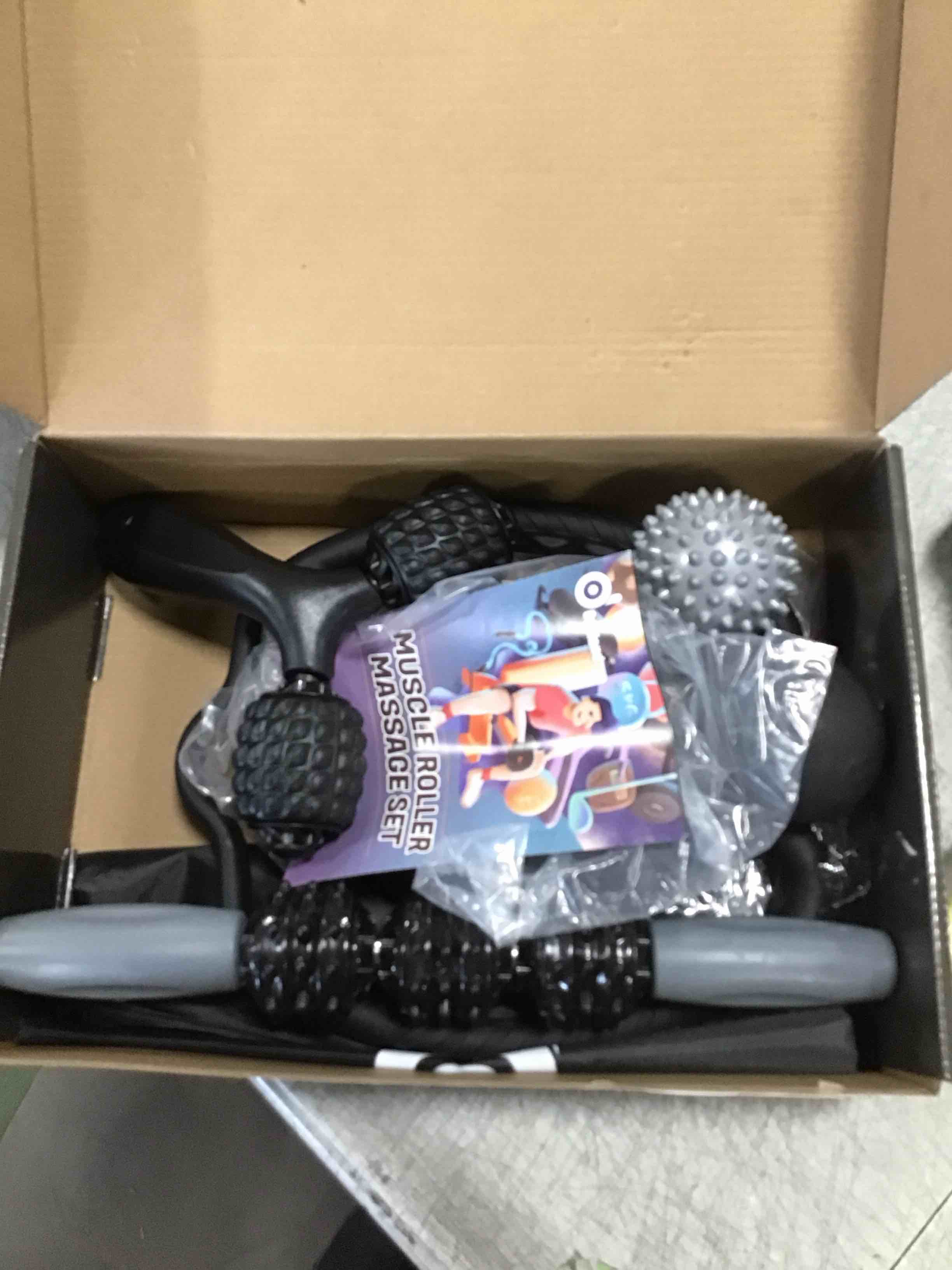 https://s3.amazonaws.com/lotting-images-prod/bidfta/BLU6775437_1721919448444.jpeg
