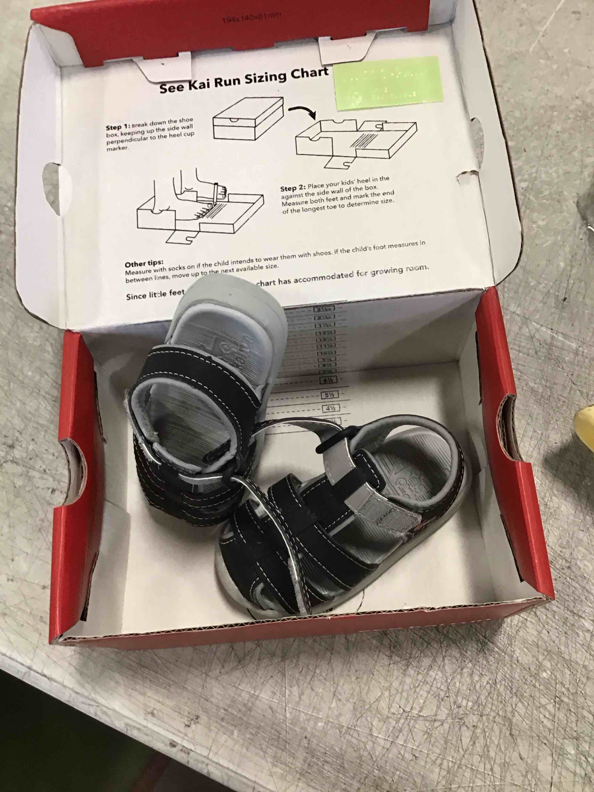 https://s3.amazonaws.com/lotting-images-prod/bidfta/BLU6775562_1721932995018.jpeg