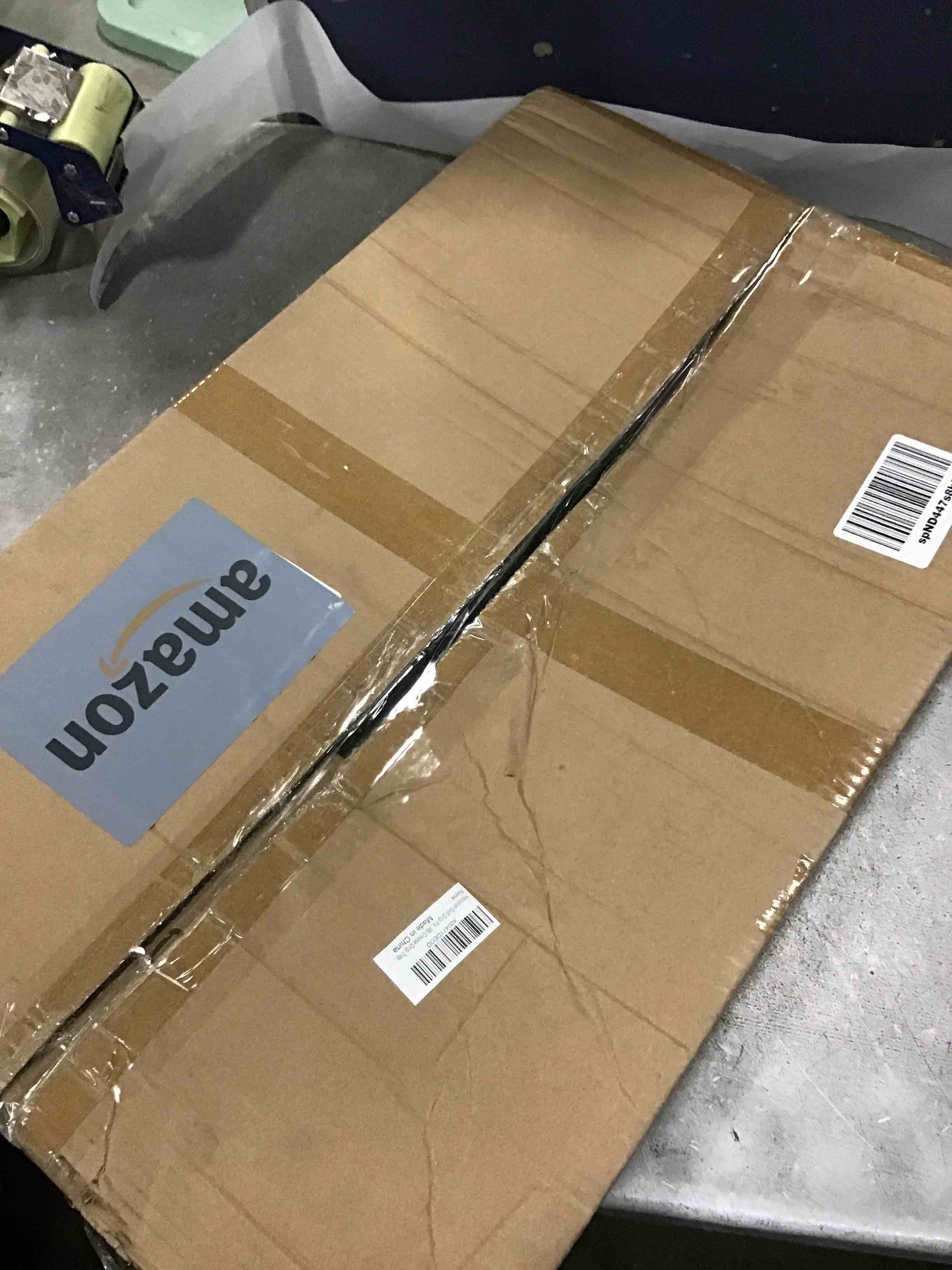 https://s3.amazonaws.com/lotting-images-prod/bidfta/BLU6776904_1721655789918.jpeg