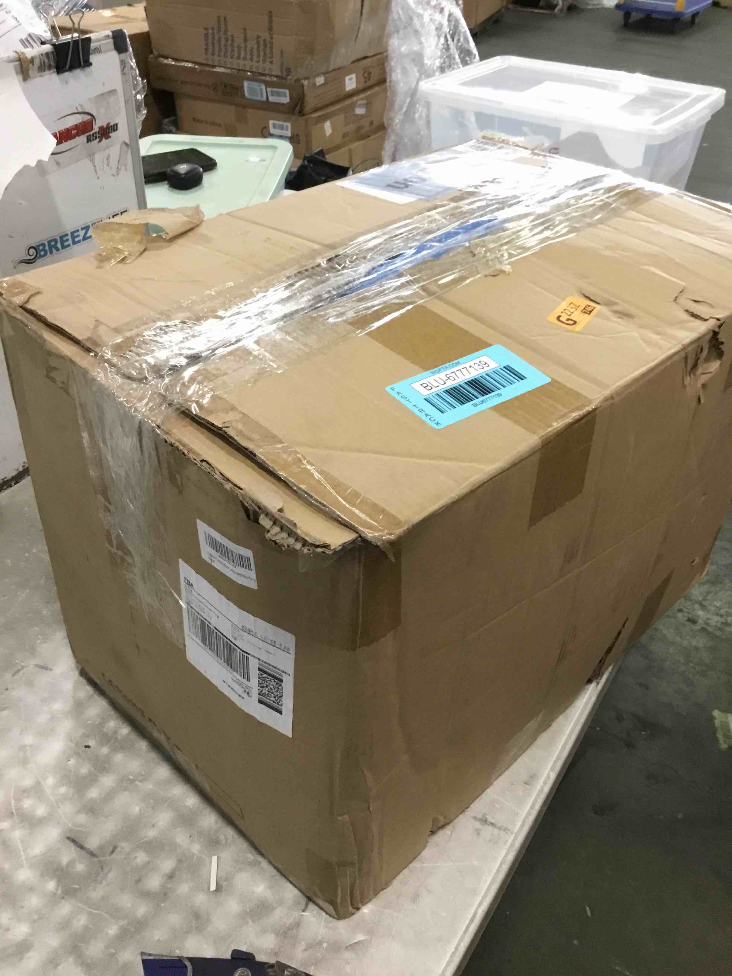 https://s3.amazonaws.com/lotting-images-prod/bidfta/BLU6777139_1721688733492.jpeg