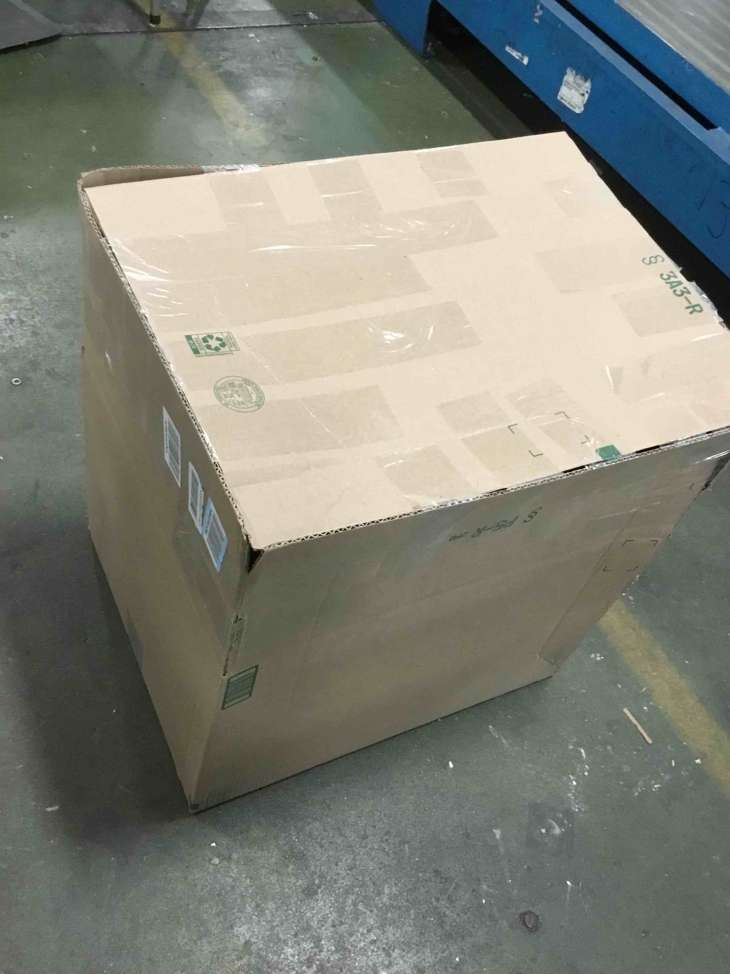 https://s3.amazonaws.com/lotting-images-prod/bidfta/BLU6777142_1721689003031.jpeg