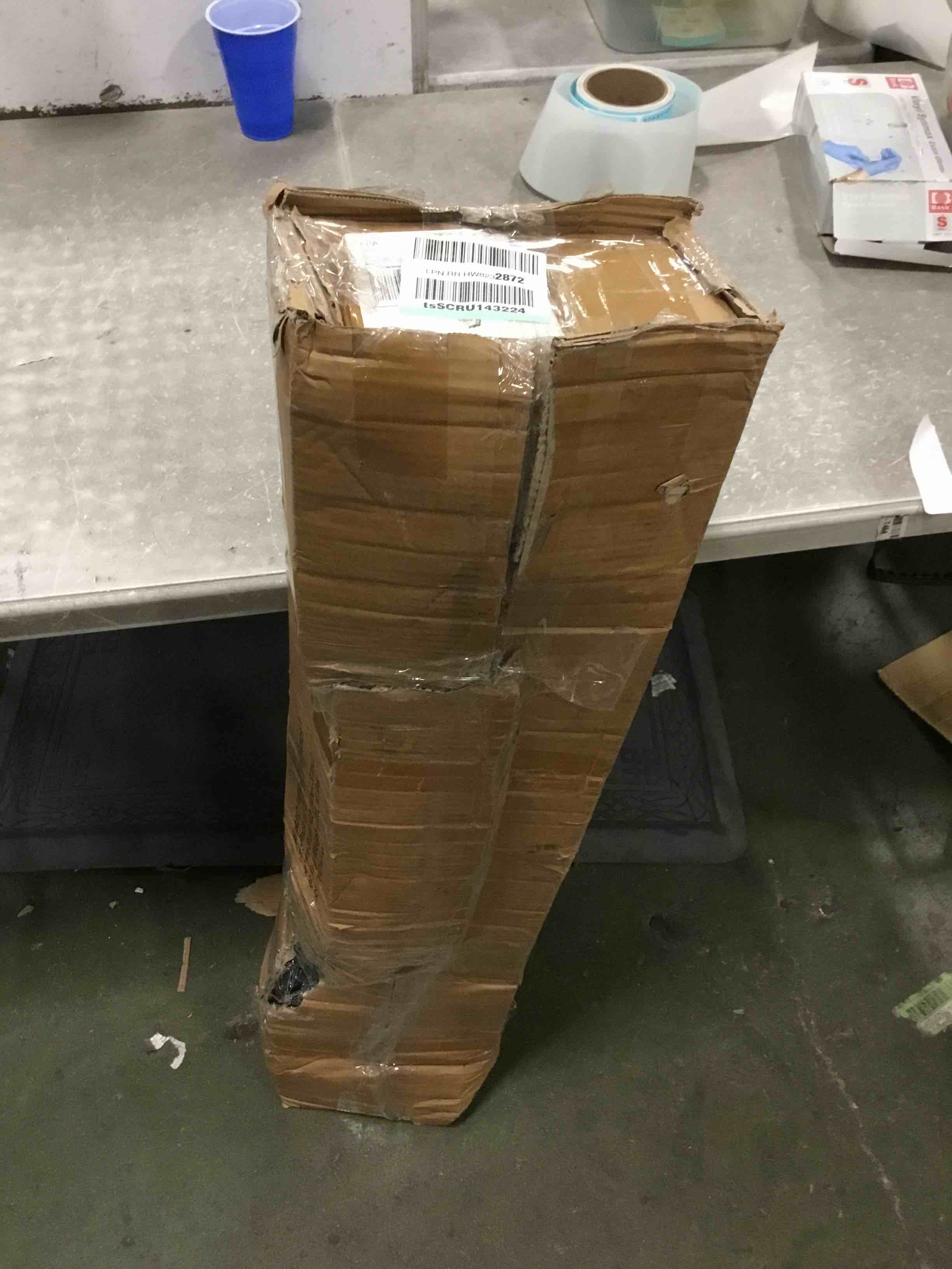 https://s3.amazonaws.com/lotting-images-prod/bidfta/BLU6777195_1721699804028.jpeg