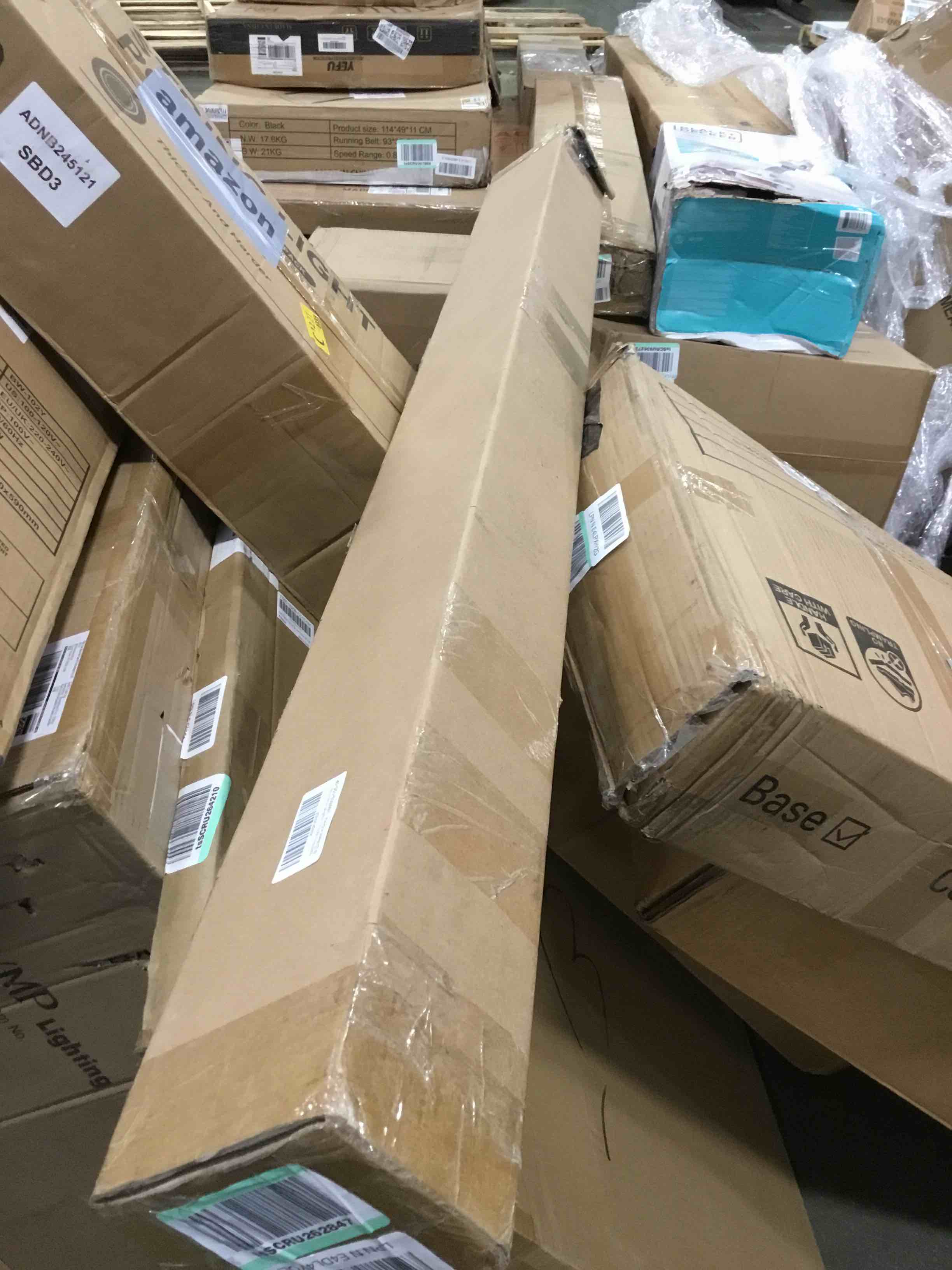 https://s3.amazonaws.com/lotting-images-prod/bidfta/BLU6777221_1721705050969.jpeg