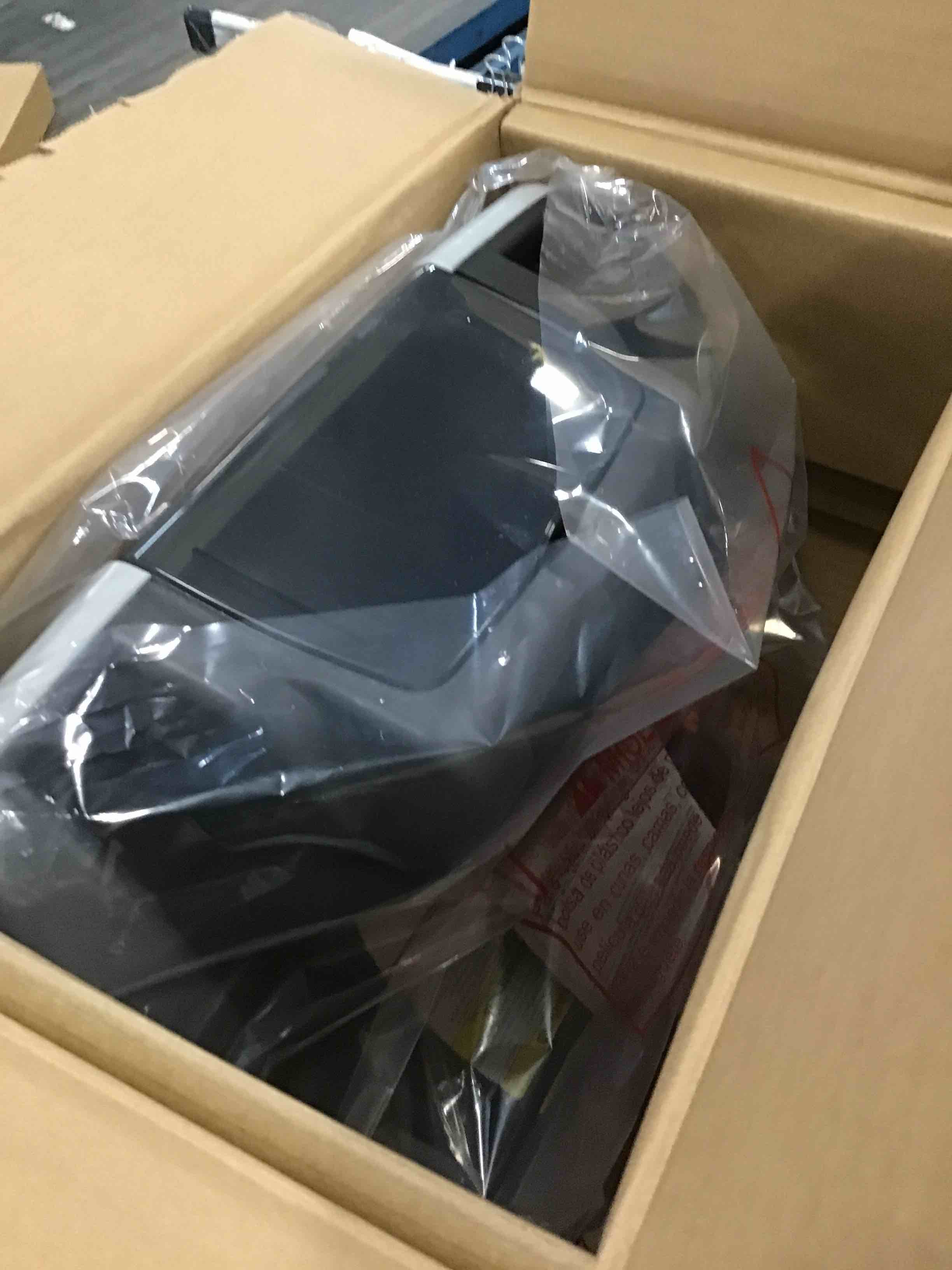 https://s3.amazonaws.com/lotting-images-prod/bidfta/BLU6777384_1721748966090.jpeg