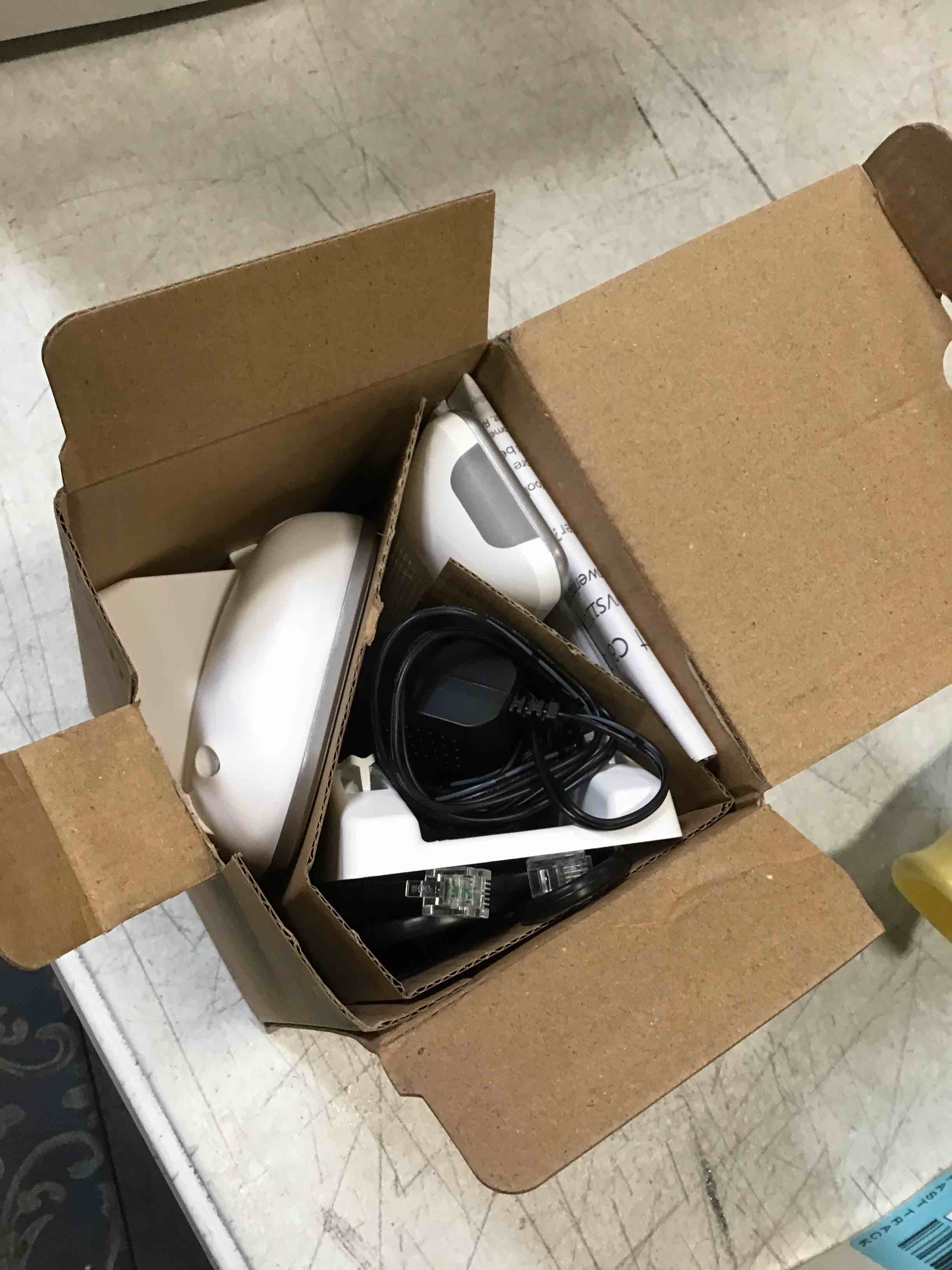 https://s3.amazonaws.com/lotting-images-prod/bidfta/BLU6777518_1721331776392.jpeg