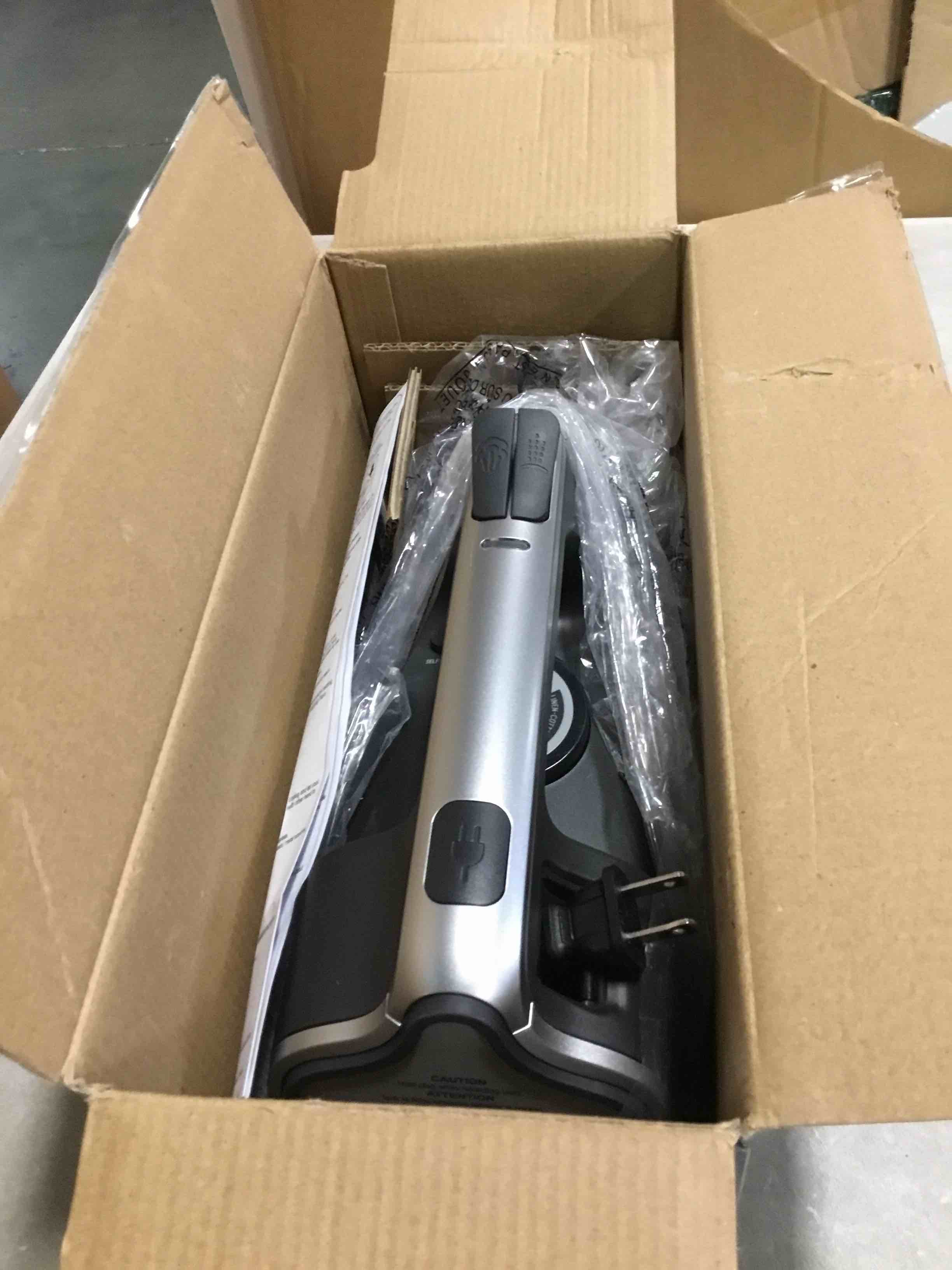 https://s3.amazonaws.com/lotting-images-prod/bidfta/BLU6777633_1721409399369.jpeg