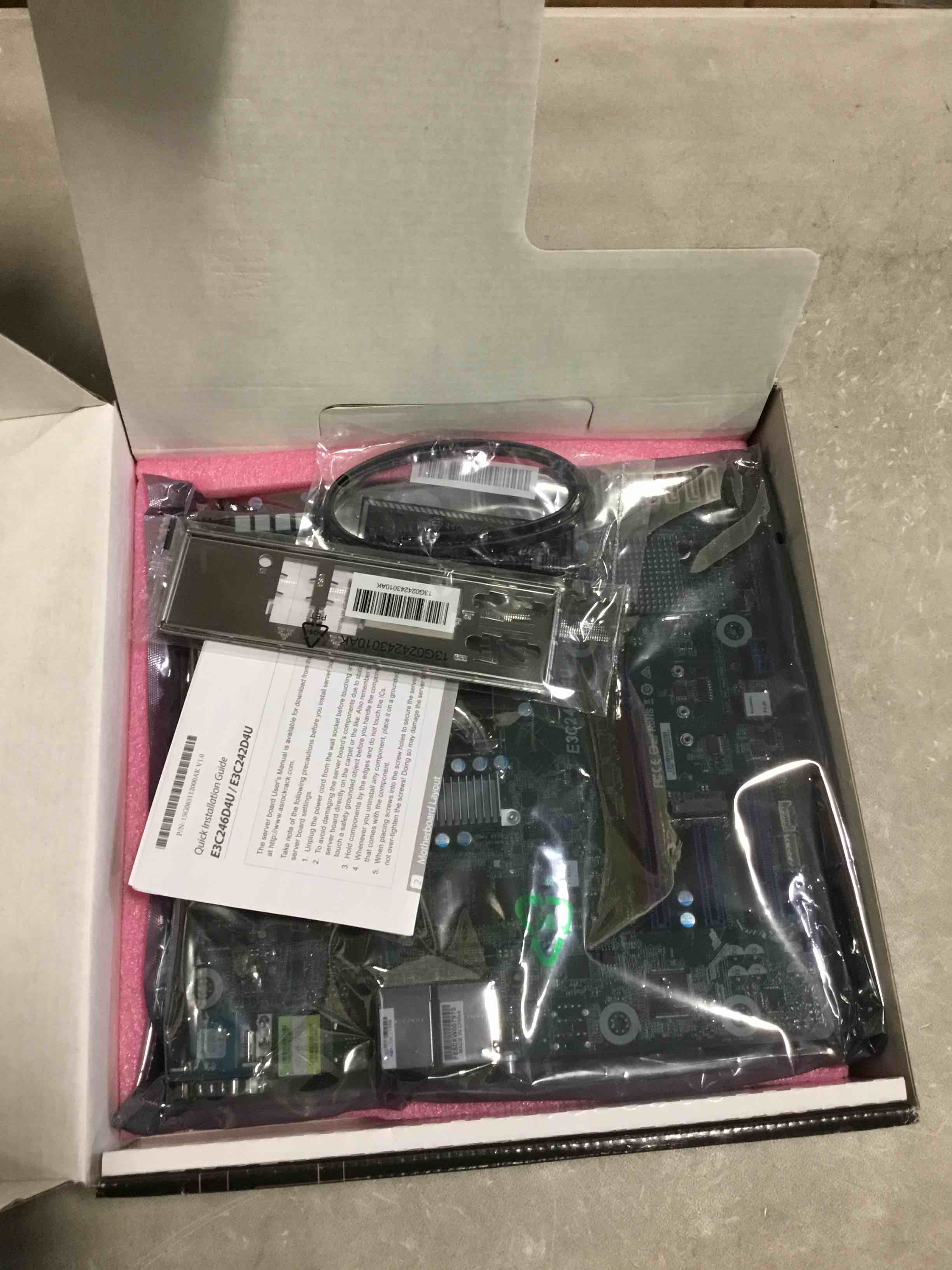 https://s3.amazonaws.com/lotting-images-prod/bidfta/BLU6777667_1721413447780.jpeg