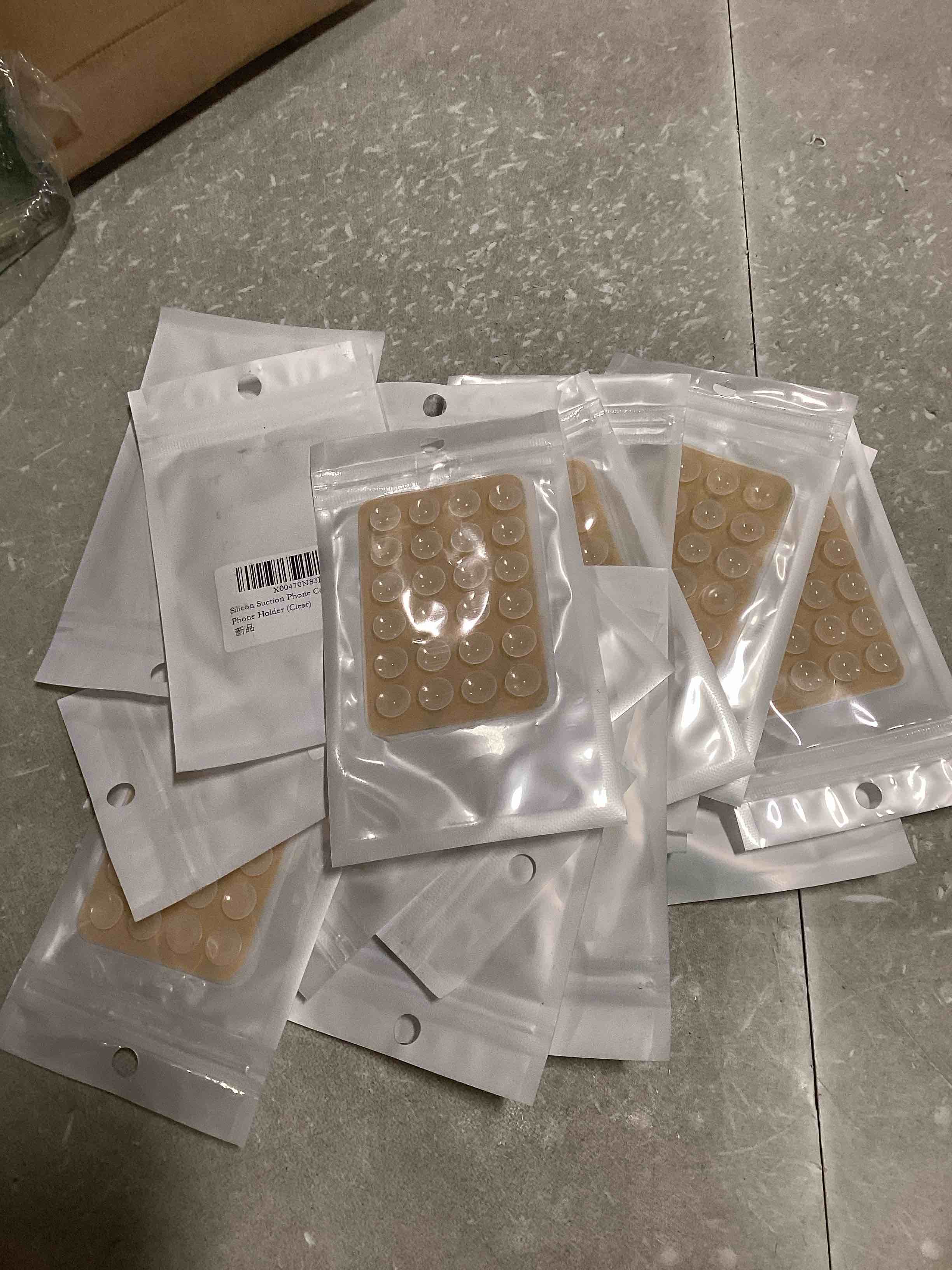 https://s3.amazonaws.com/lotting-images-prod/bidfta/BLU6778043_1721654249226.jpeg