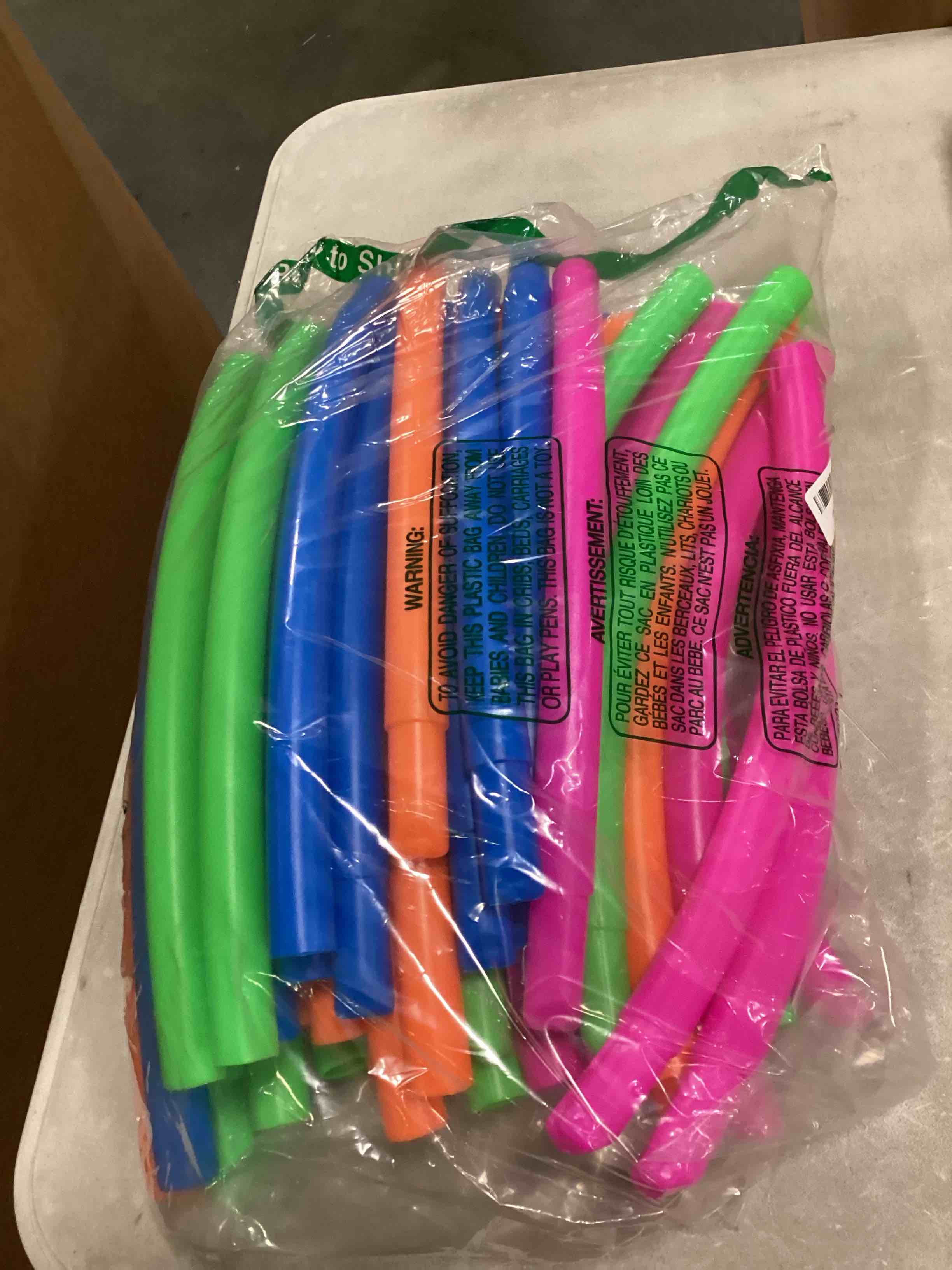 https://s3.amazonaws.com/lotting-images-prod/bidfta/BLU6778248_1721672901602.jpeg